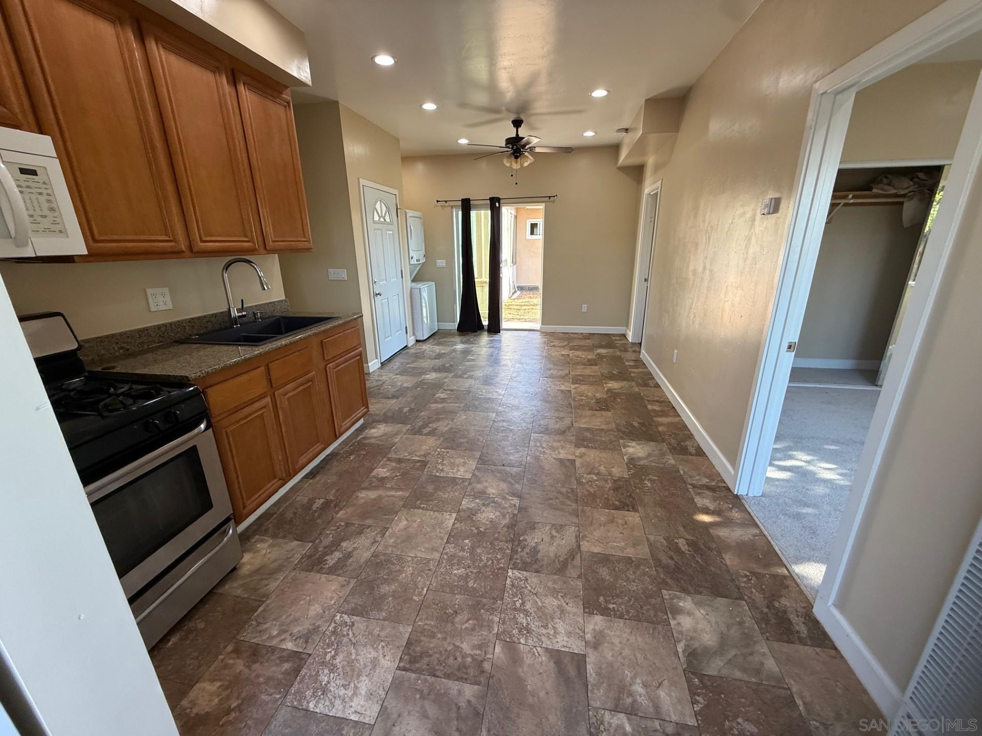 Detail Gallery Image 11 of 15 For 5448  Mary Lane, San Diego,  CA 92115 - 4 Beds | 2 Baths