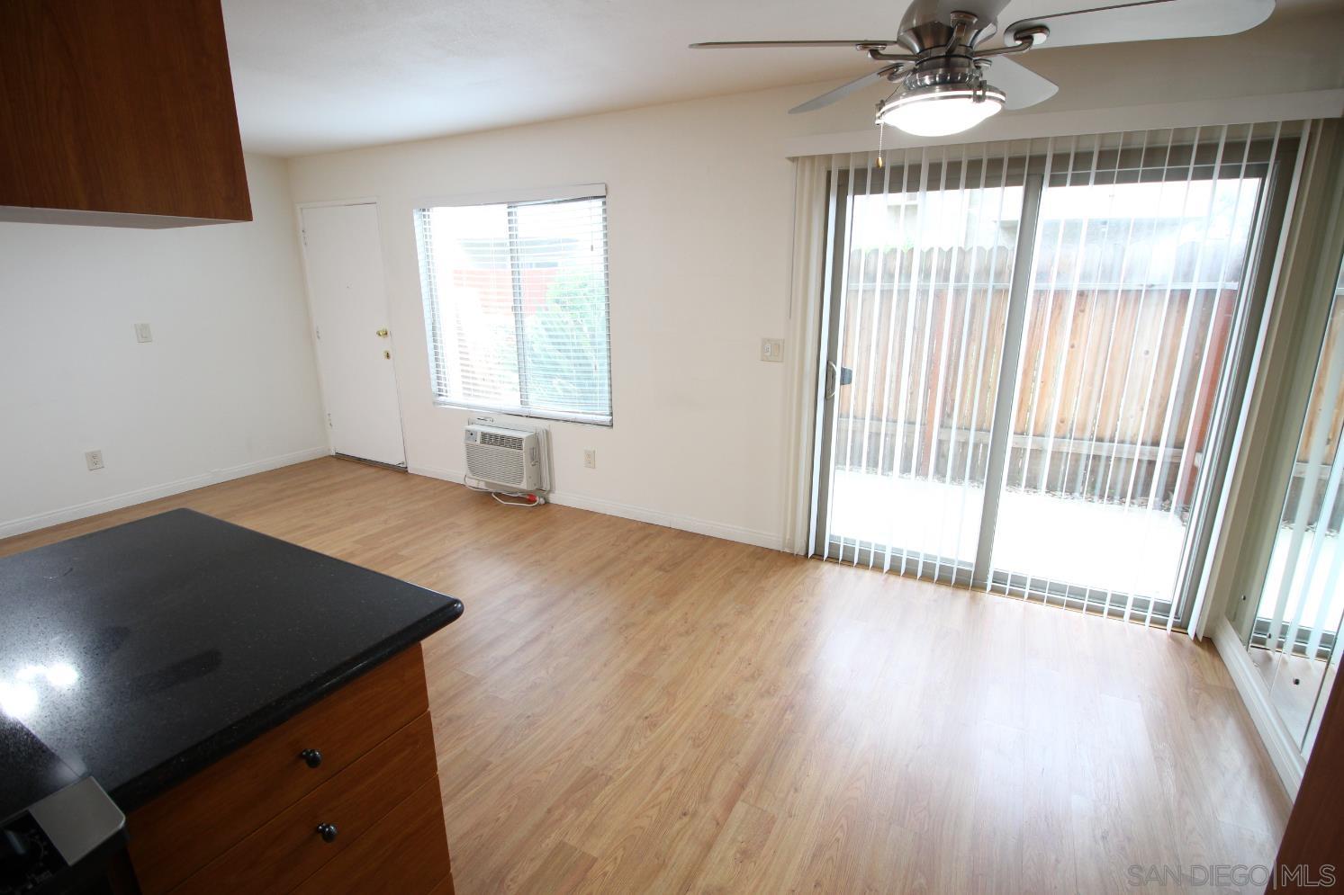 Detail Gallery Image 5 of 12 For 9574  Carroll Canyon Road  153, San Diego,  CA 92126 - 1 Beds | 1 Baths