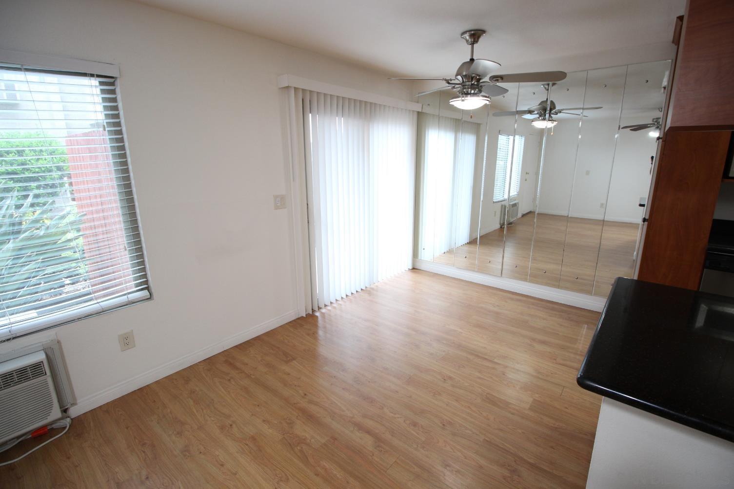 Detail Gallery Image 6 of 14 For 9574  Carroll Canyon Road  153, San Diego,  CA 92126 - 1 Beds | 1 Baths