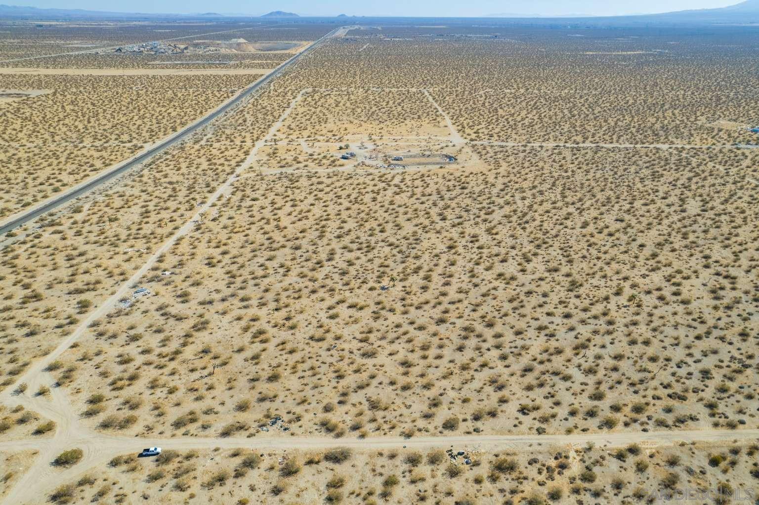 Detail Gallery Image 11 of 44 For , Pearblossom,  CA 93553 - – Beds | – Baths