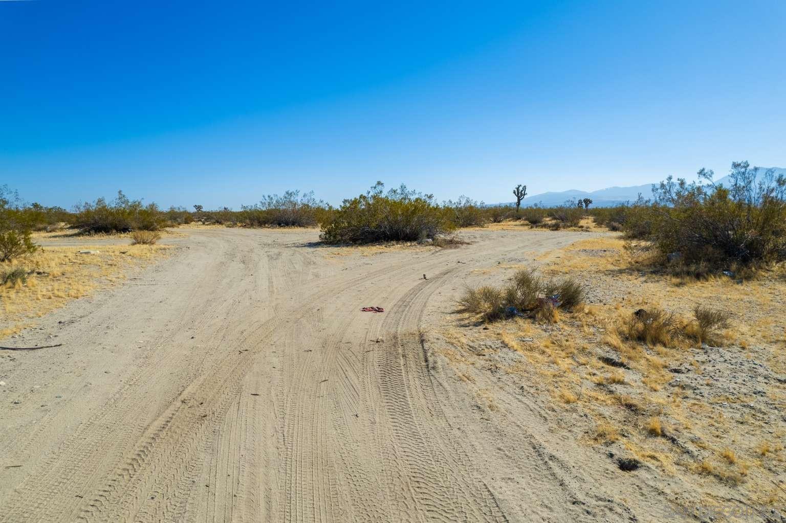 Detail Gallery Image 26 of 44 For , Pearblossom,  CA 93553 - – Beds | – Baths