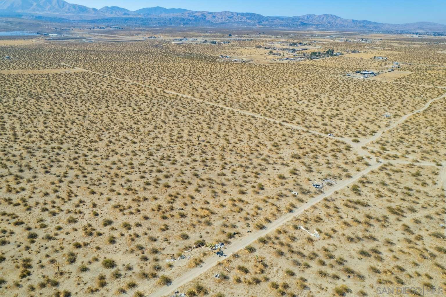 Detail Gallery Image 6 of 44 For , Pearblossom,  CA 93553 - – Beds | – Baths