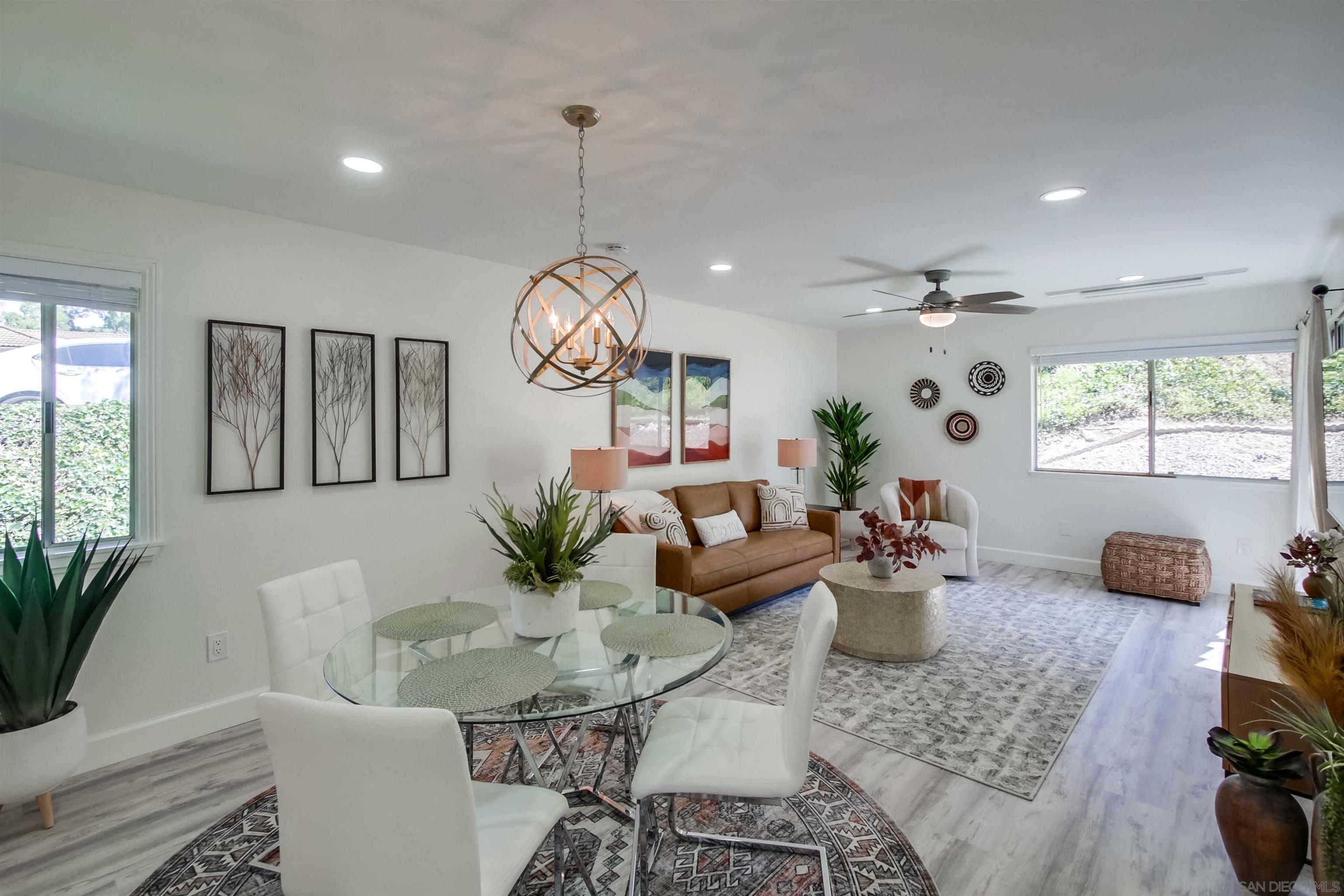 Detail Gallery Image 2 of 51 For 17464  Plaza Cerado  84, San Diego,  CA 92128 - 2 Beds | 1 Baths