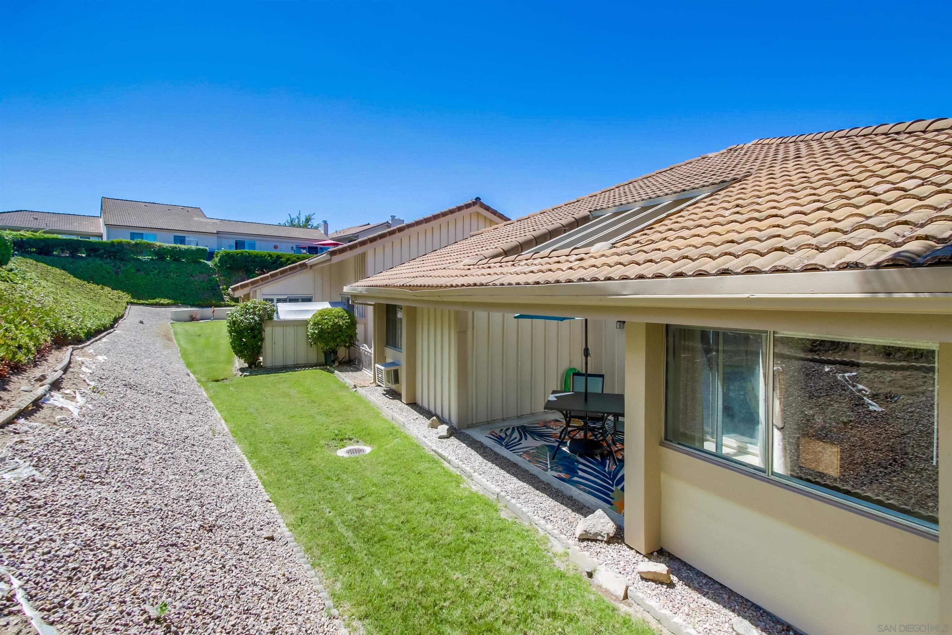 Detail Gallery Image 24 of 51 For 17464  Plaza Cerado  84, San Diego,  CA 92128 - 2 Beds | 1 Baths