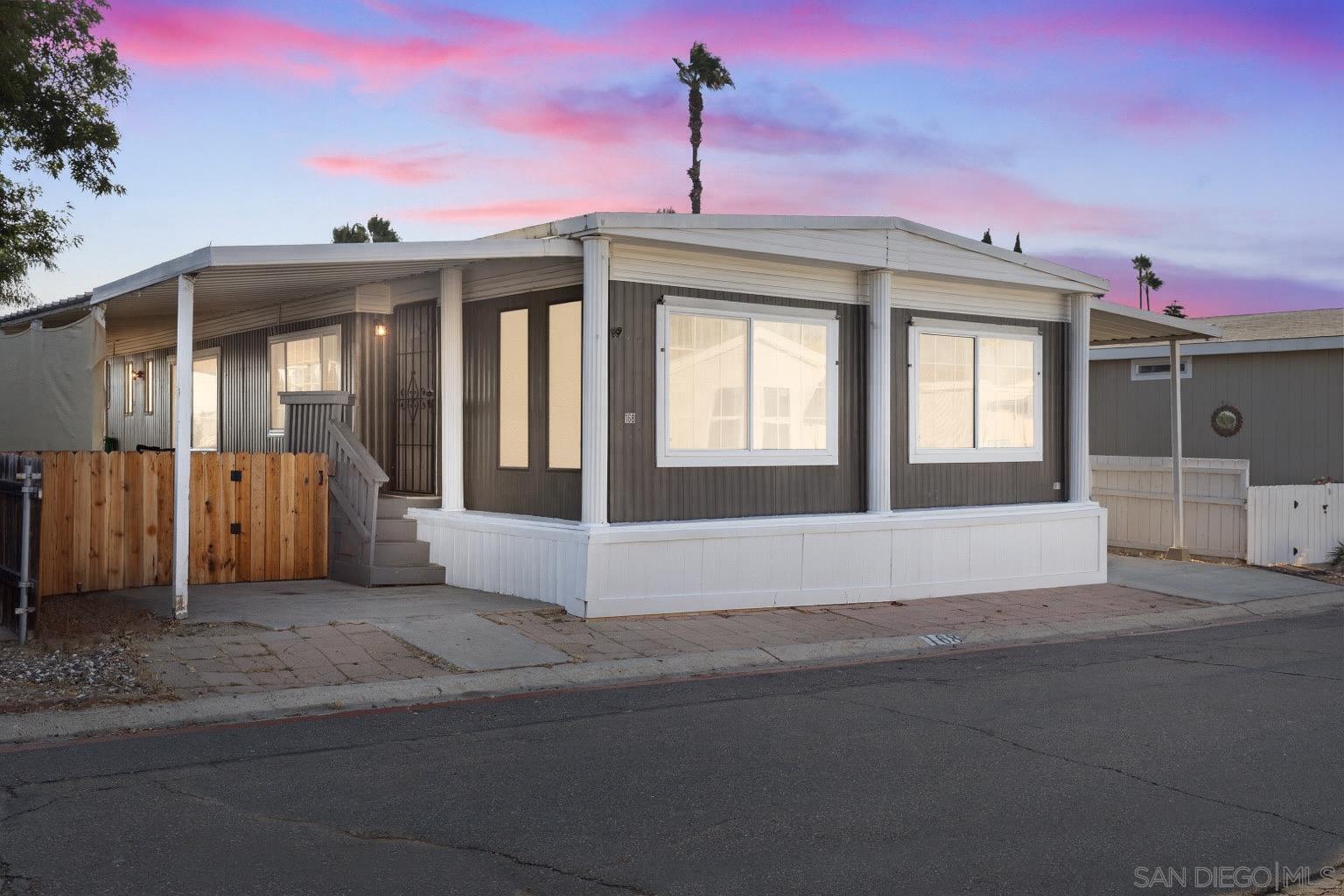 Detail Gallery Image 2 of 20 For 10767  Jamacha Blvd.  #168,  Spring Valley,  CA 91978 - 4 Beds | 2 Baths