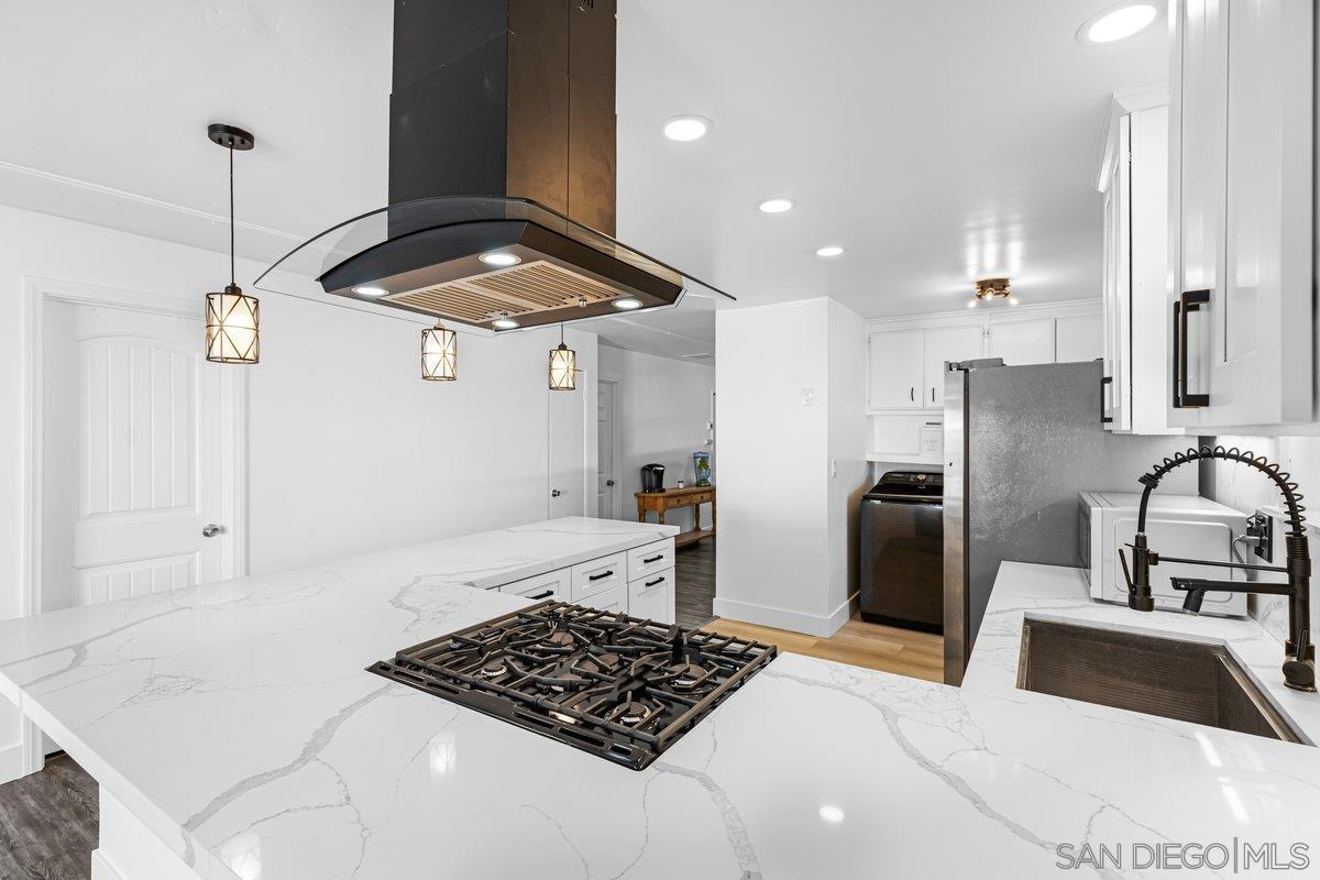 Detail Gallery Image 4 of 20 For 10767  Jamacha Blvd.  #168,  Spring Valley,  CA 91978 - 4 Beds | 2 Baths