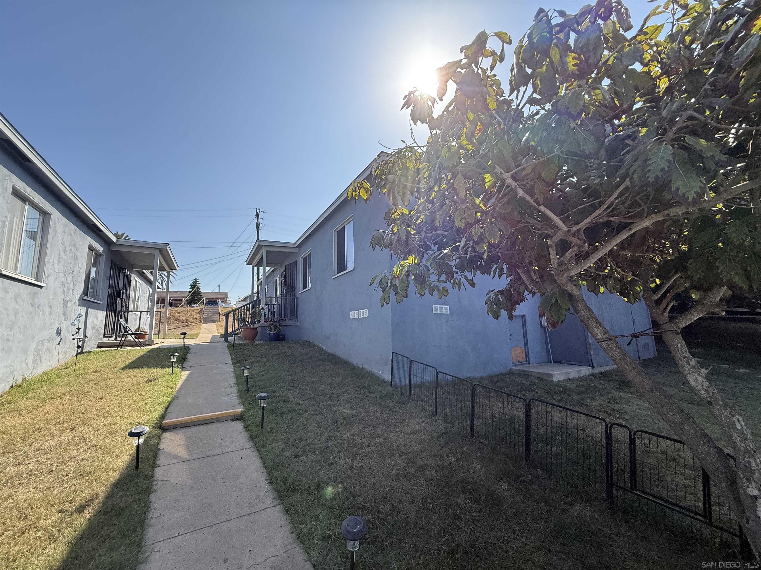 Detail Gallery Image 9 of 44 For 2722-2724  B Avenue, National City,  CA 91950 - – Beds | – Baths