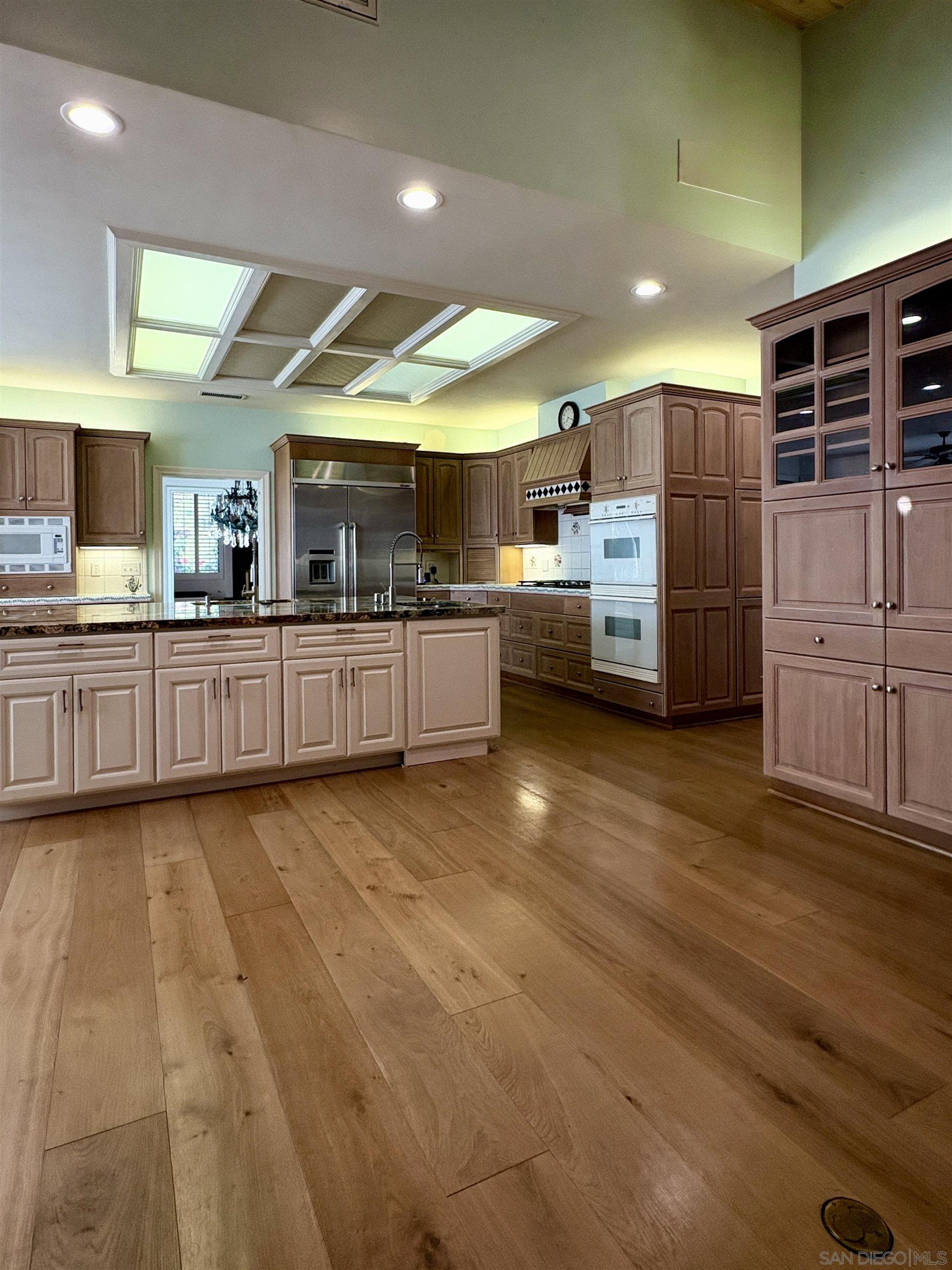 Detail Gallery Image 12 of 74 For 15725  Pauma Valley Drive, Pauma Valley,  CA 92061 - 6 Beds | 4/1 Baths