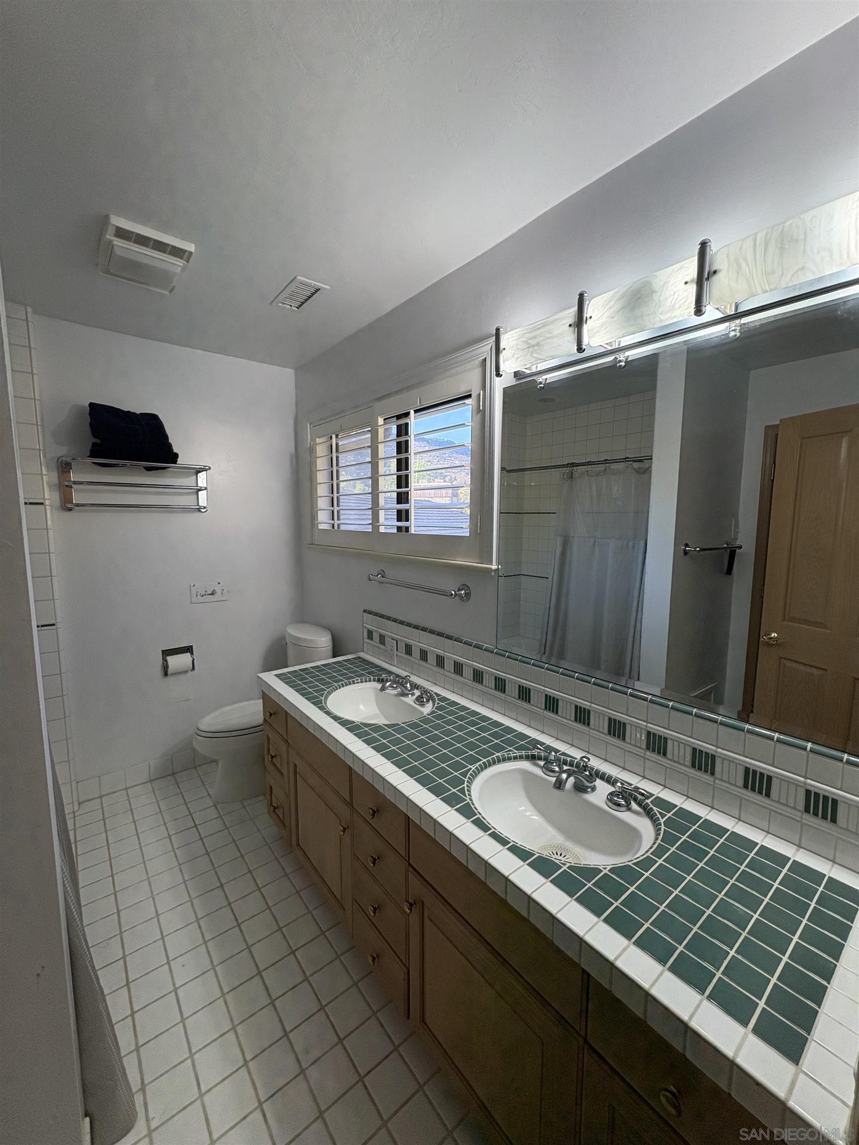 Detail Gallery Image 34 of 74 For 15725  Pauma Valley Drive, Pauma Valley,  CA 92061 - 6 Beds | 4/1 Baths