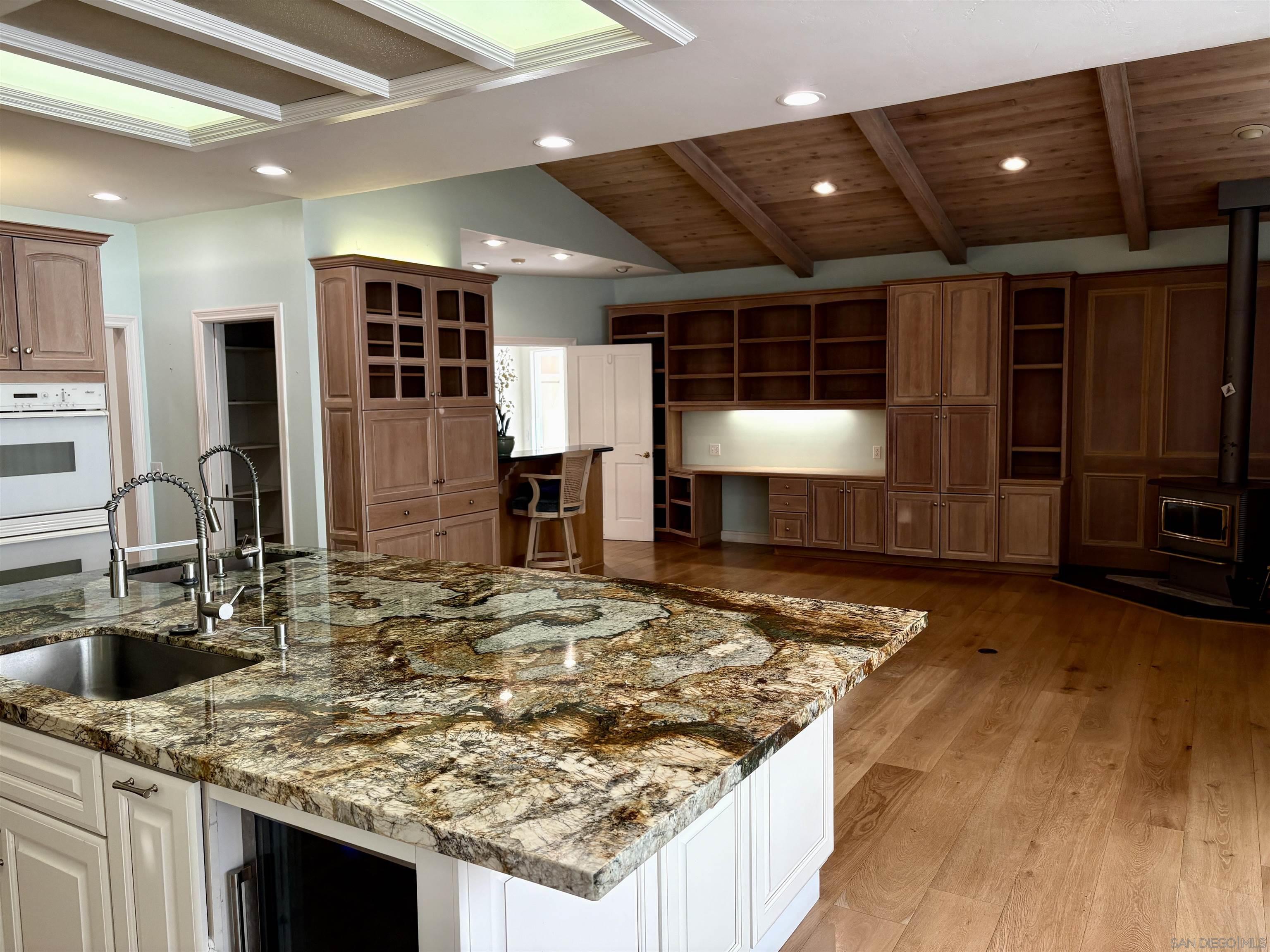 Detail Gallery Image 9 of 74 For 15725  Pauma Valley Drive, Pauma Valley,  CA 92061 - 6 Beds | 4/1 Baths