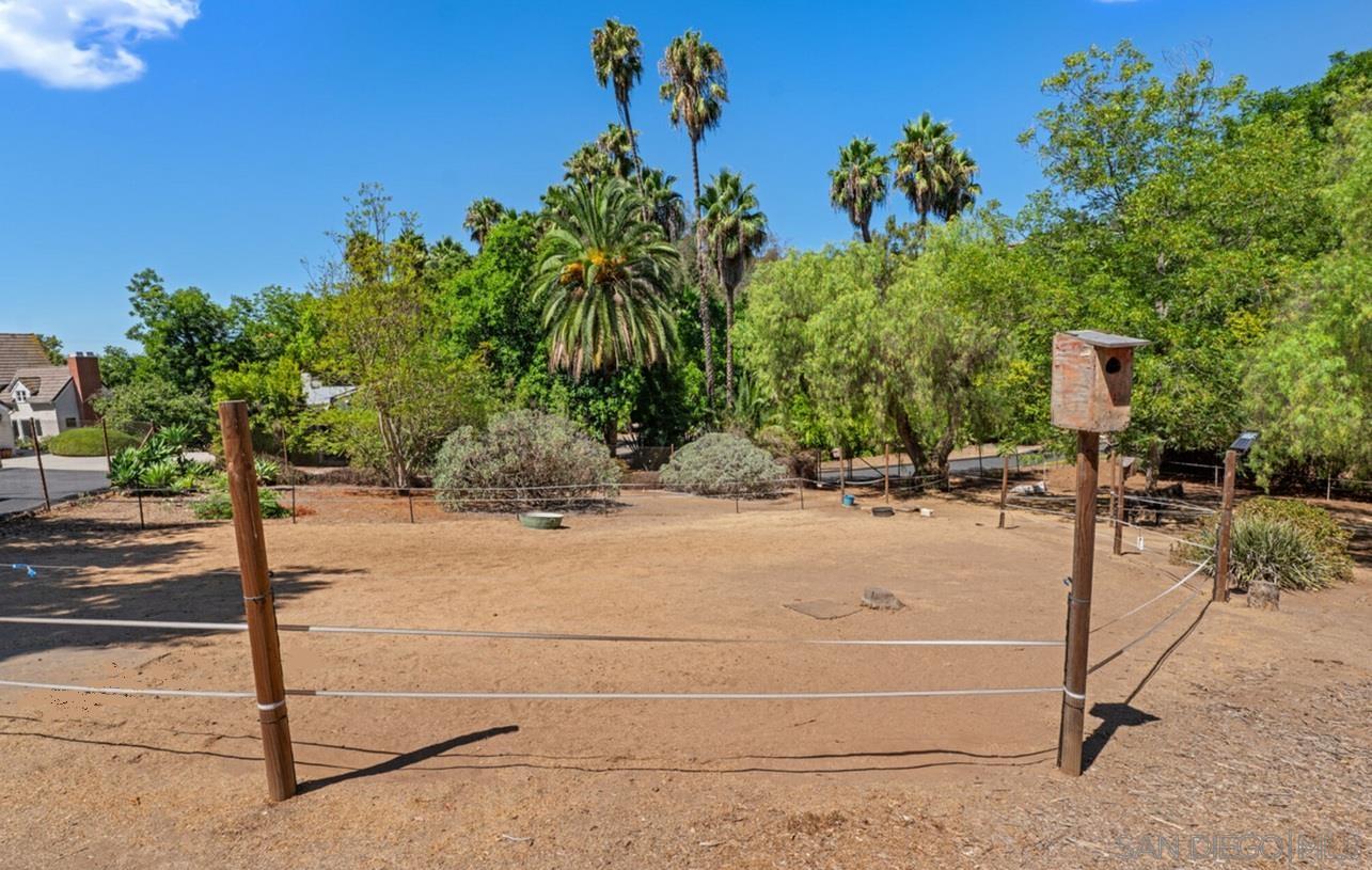 Detail Gallery Image 37 of 58 For 4744  Resmar Rd, La Mesa,  CA 91941 - 3 Beds | 3 Baths