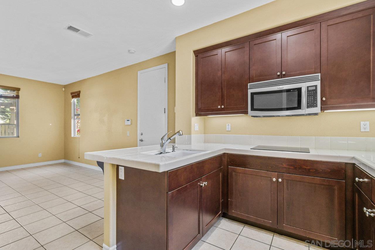 Detail Gallery Image 57 of 75 For 2957  Ranch Gate Rd, Chula Vista,  CA 91914 - 6 Beds | 5/1 Baths