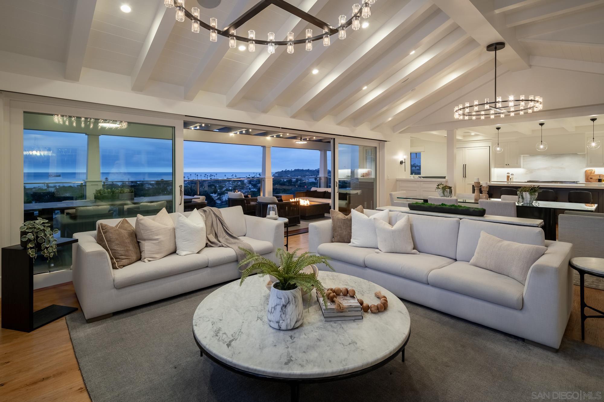 Detail Gallery Image 29 of 37 For 2026  Seaview Ave, Del Mar,  CA 92014 - 5 Beds | 5/2 Baths