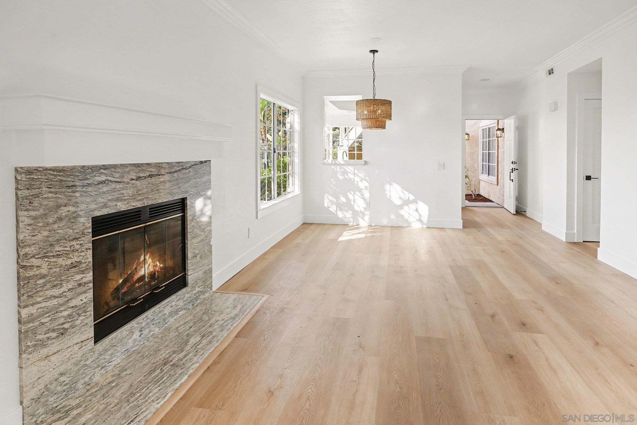 Detail Gallery Image 14 of 40 For 3867  Creststone Pl, San Diego,  CA 92130 - 2 Beds | 2 Baths