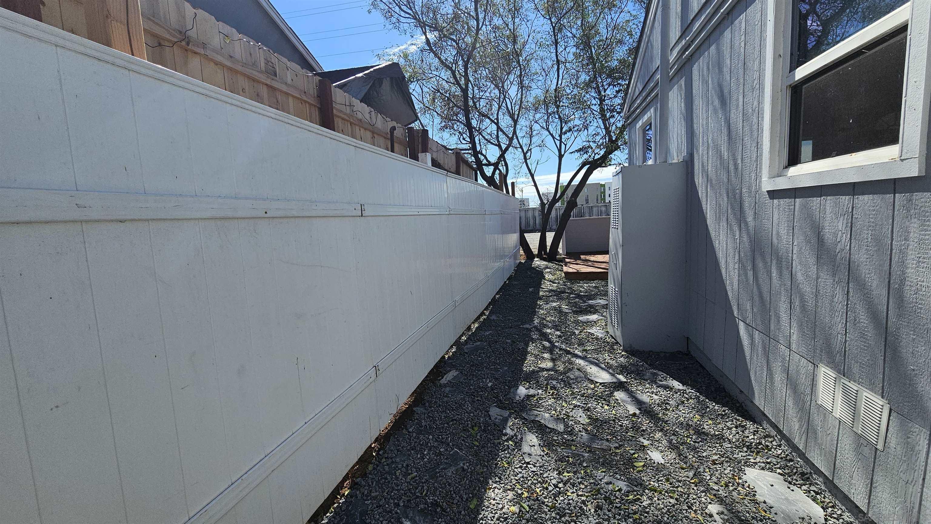 Detail Gallery Image 17 of 28 For 1329-1335  Highland Ave, National City,  CA 91950 - – Beds | – Baths