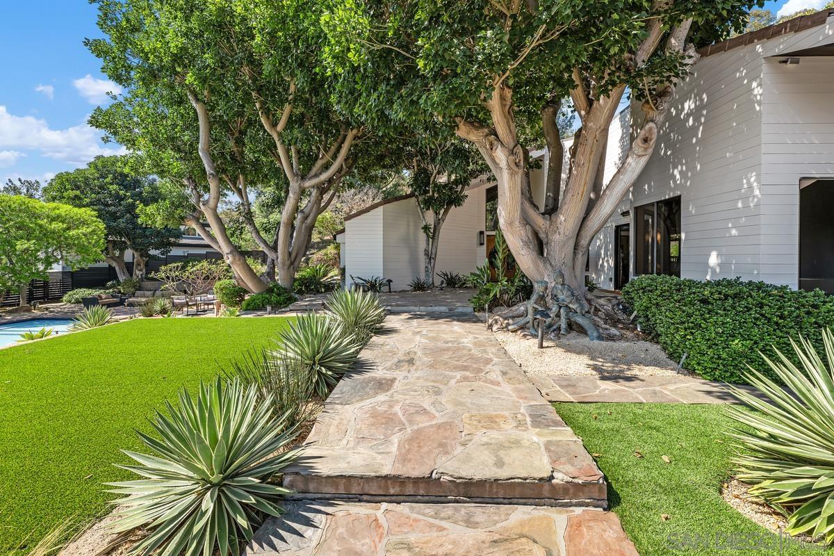 Front Image Thumbnail for SD250039978