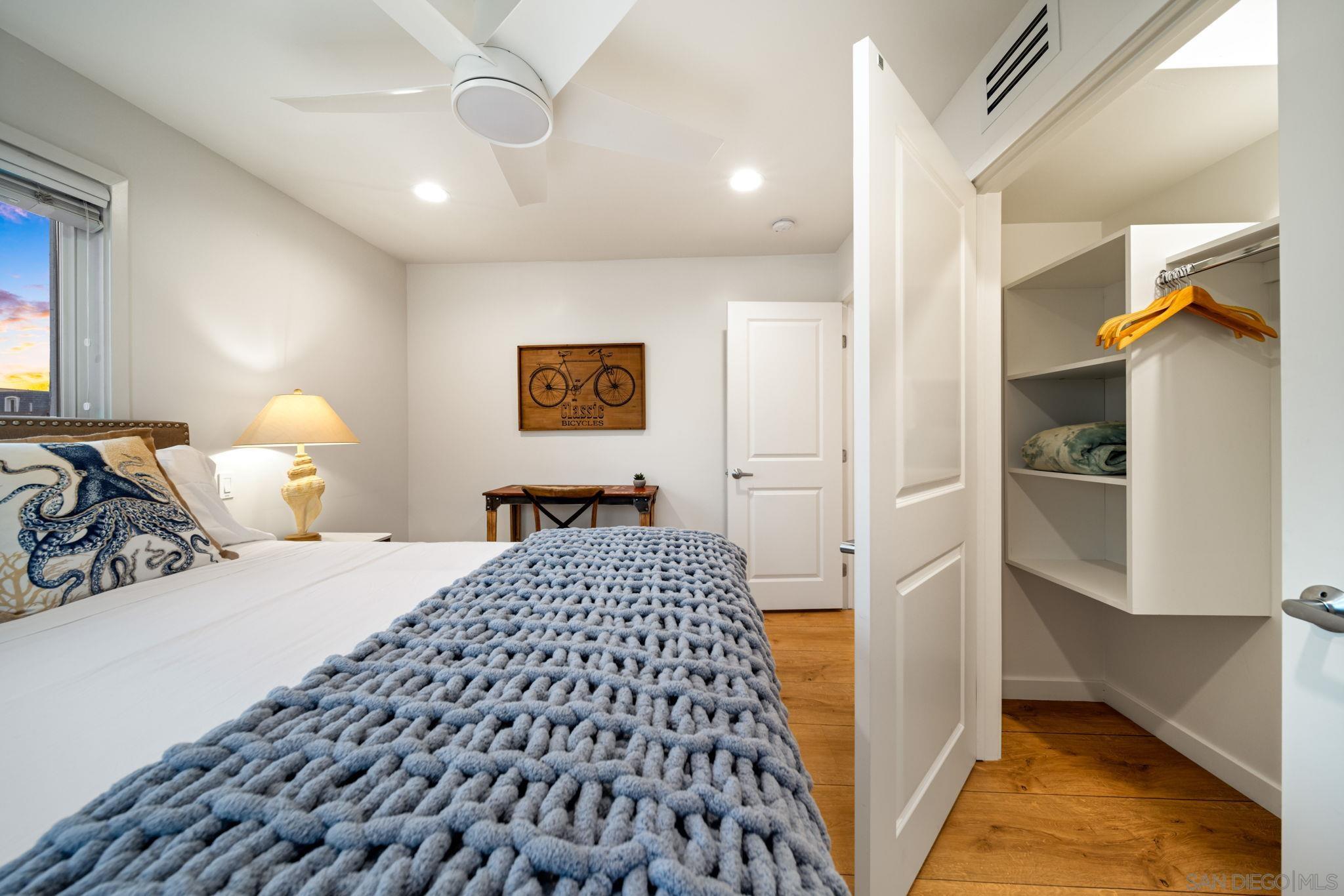 Detail Gallery Image 23 of 27 For 5112 #3  Saratoga Ave  3, San Diego,  CA 92107 - 2 Beds | 2 Baths