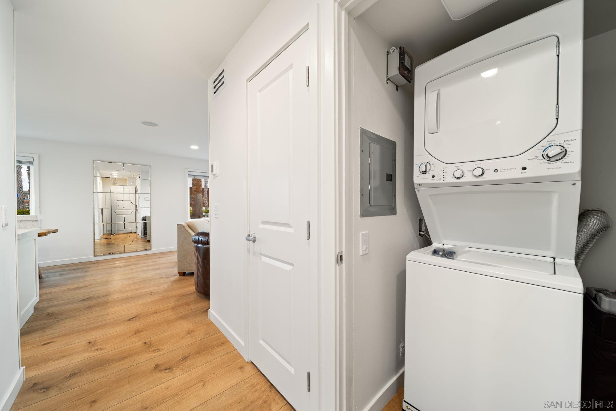 Detail Gallery Image 24 of 27 For 5112 #3  Saratoga Ave  3, San Diego,  CA 92107 - 2 Beds | 2 Baths