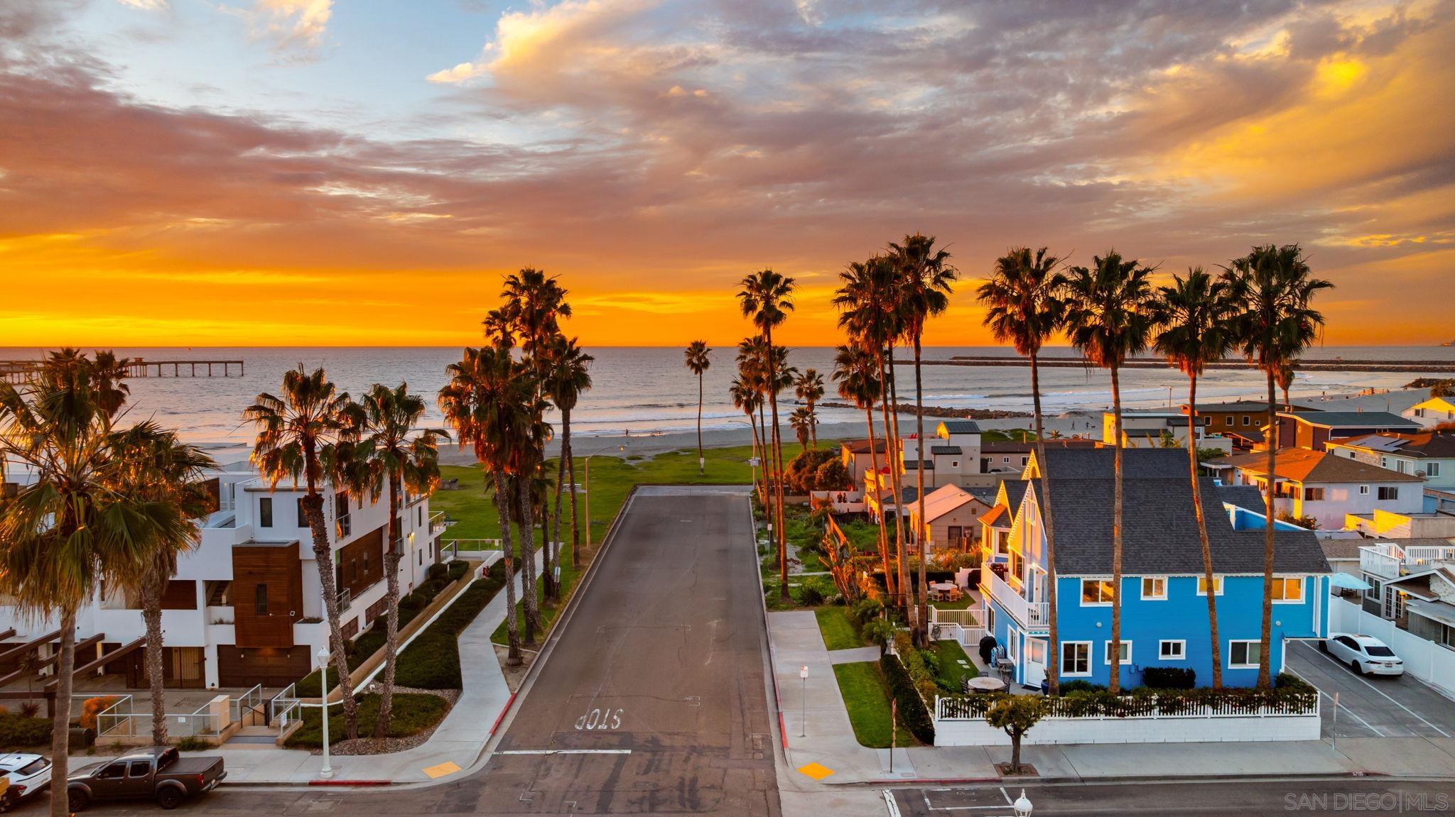 Detail Gallery Image 25 of 27 For 5112 #3  Saratoga Ave  3, San Diego,  CA 92107 - 2 Beds | 2 Baths