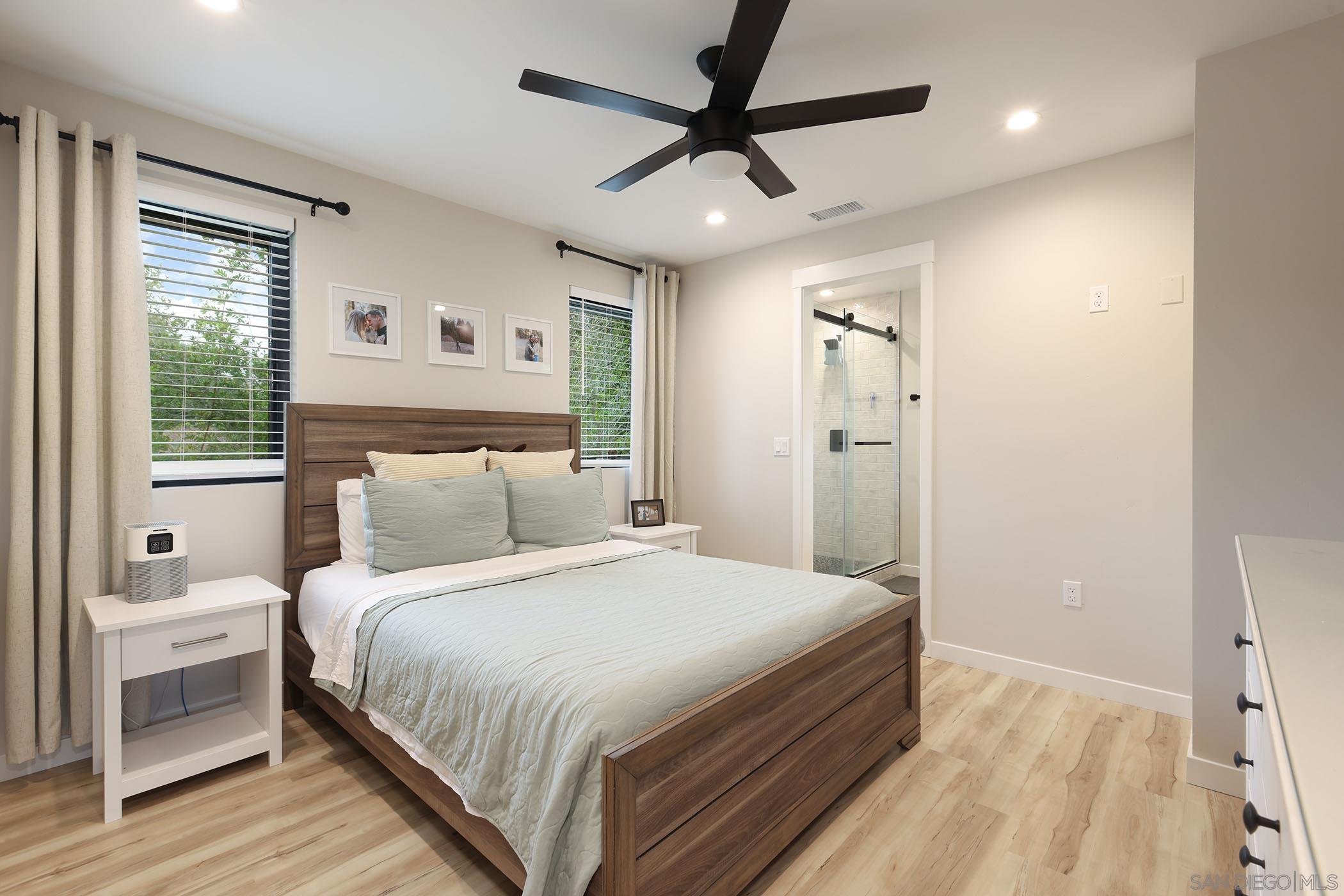 Detail Gallery Image 20 of 34 For 1686-88  Gecko Road, Vista,  CA 92083 - 5 Beds | 5/3 Baths