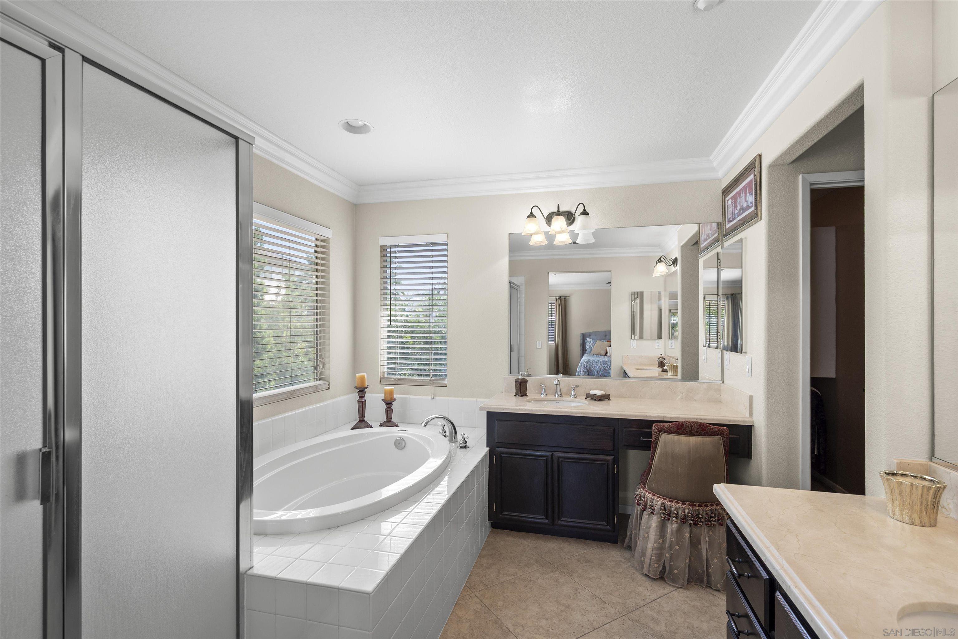 Detail Gallery Image 30 of 55 For 10145  Challenger Ct, Spring Valley,  CA 91978 - 5 Beds | 4 Baths