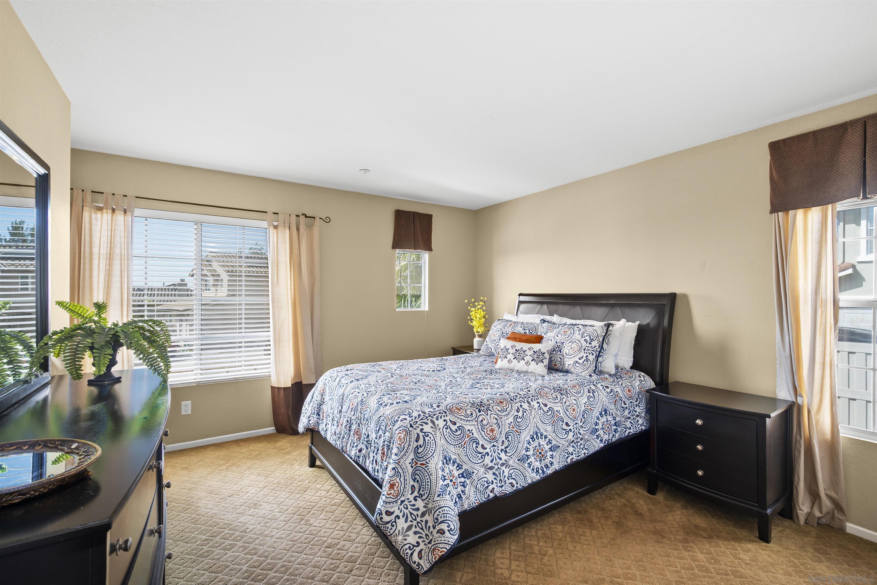 Detail Gallery Image 38 of 55 For 10145  Challenger Ct, Spring Valley,  CA 91978 - 5 Beds | 4 Baths