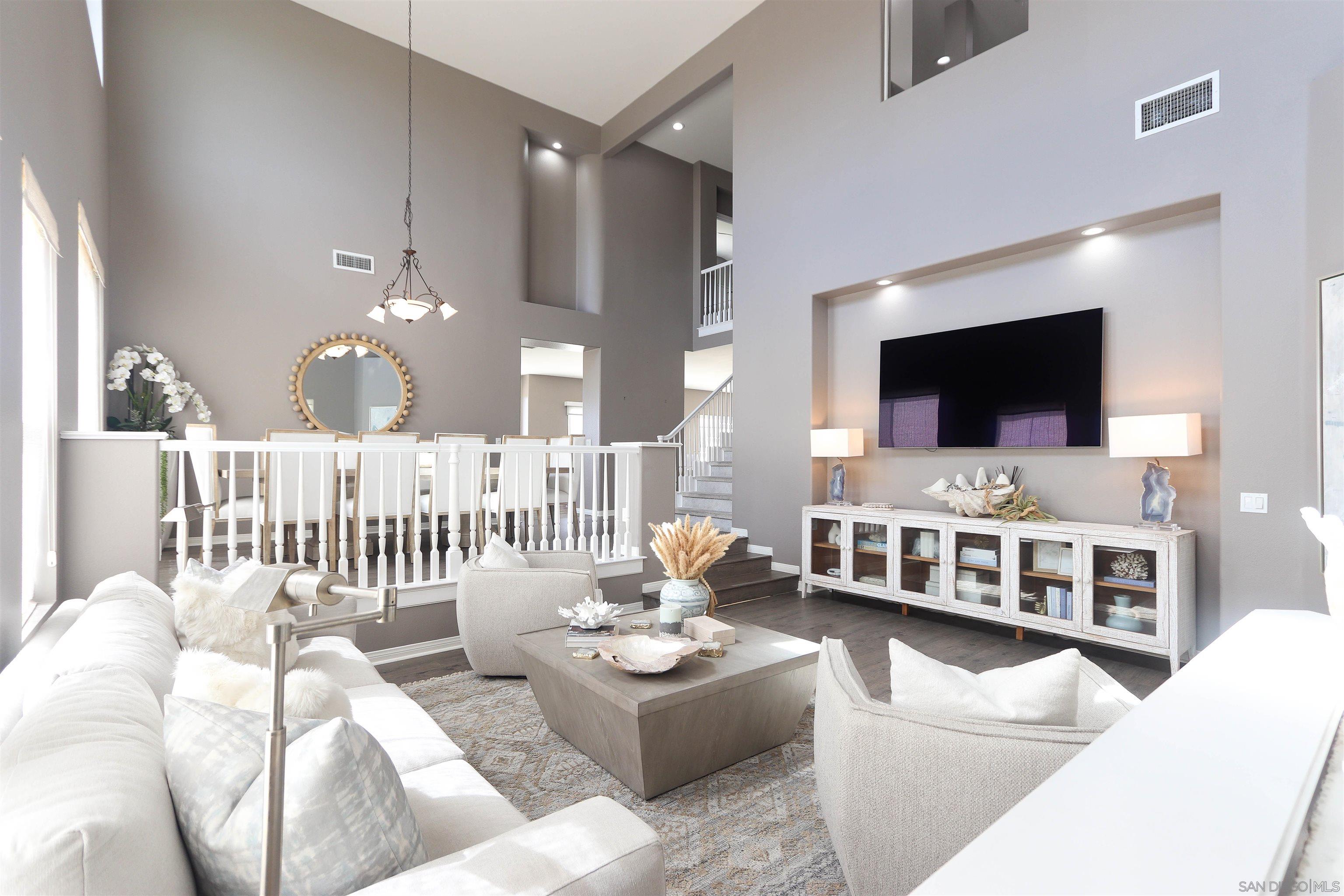 Detail Gallery Image 14 of 45 For 994 N Big Sky Lane, Orange,  CA 92869 - 5 Beds | 4 Baths