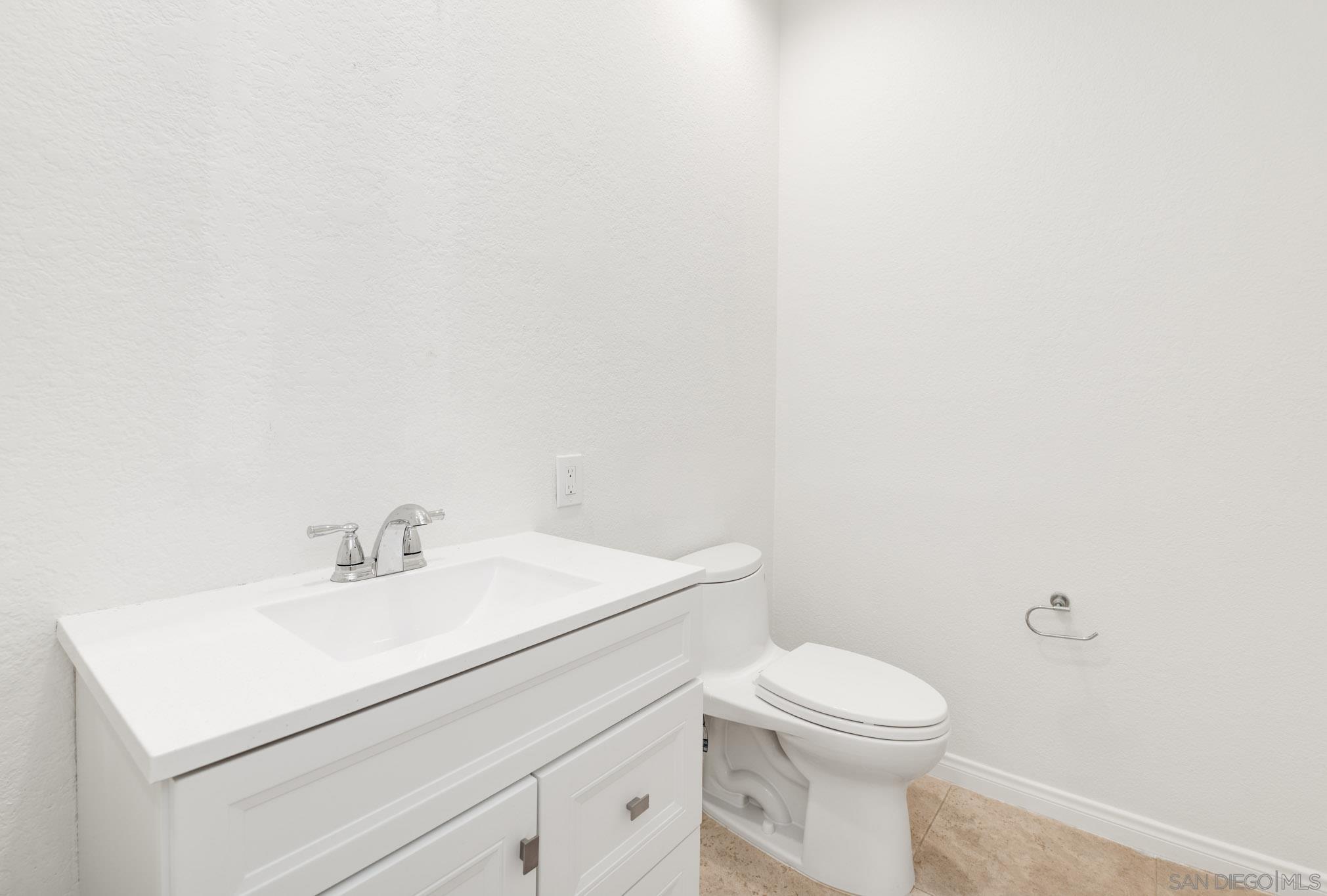 Detail Gallery Image 21 of 32 For 14231  Fox Run Row, San Diego,  CA 92130 - 3 Beds | 2/1 Baths