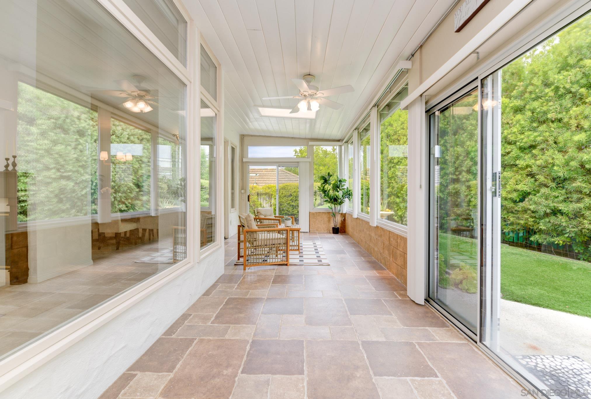 Detail Gallery Image 23 of 32 For 14231  Fox Run Row, San Diego,  CA 92130 - 3 Beds | 2/1 Baths