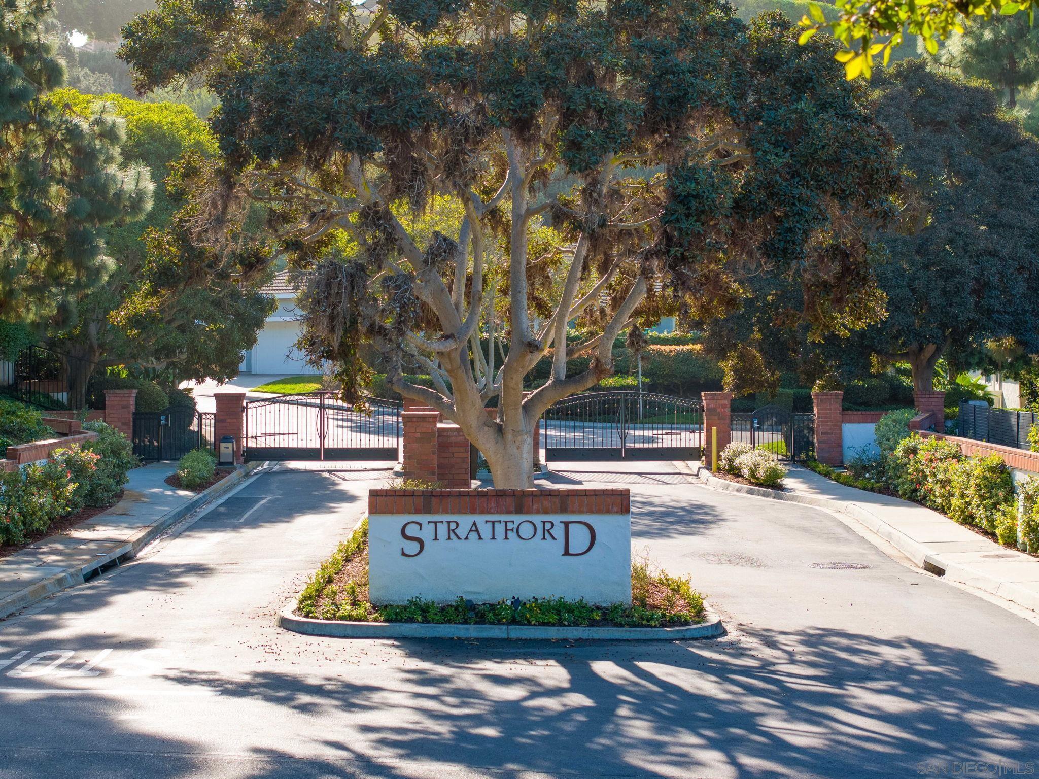 Detail Gallery Image 27 of 32 For 14231  Fox Run Row, San Diego,  CA 92130 - 3 Beds | 2/1 Baths