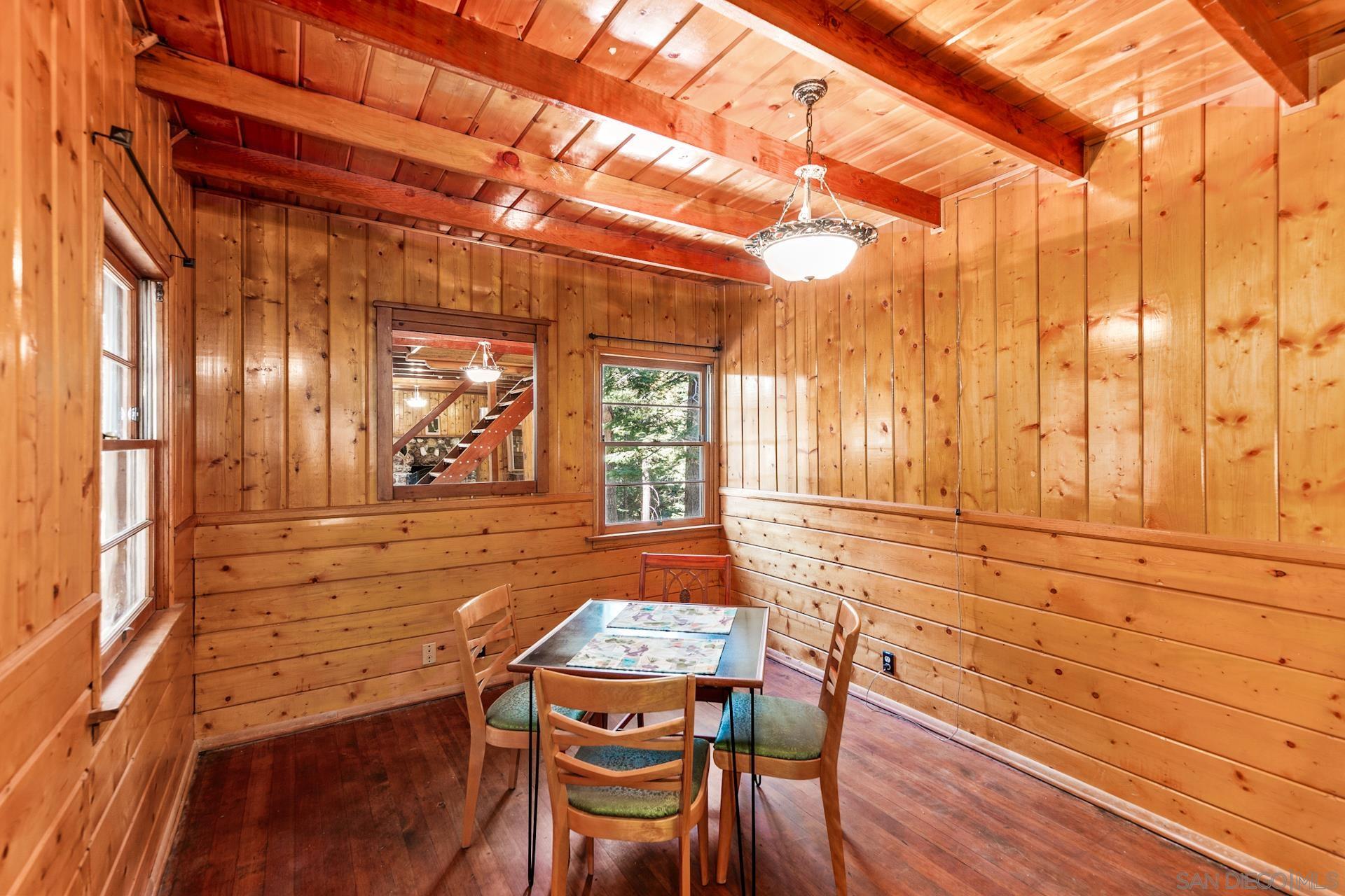 Detail Gallery Image 8 of 31 For 33613  Bailey Meadows Road, Palomar Mountain,  CA 92060 - 4 Beds | 1/1 Baths