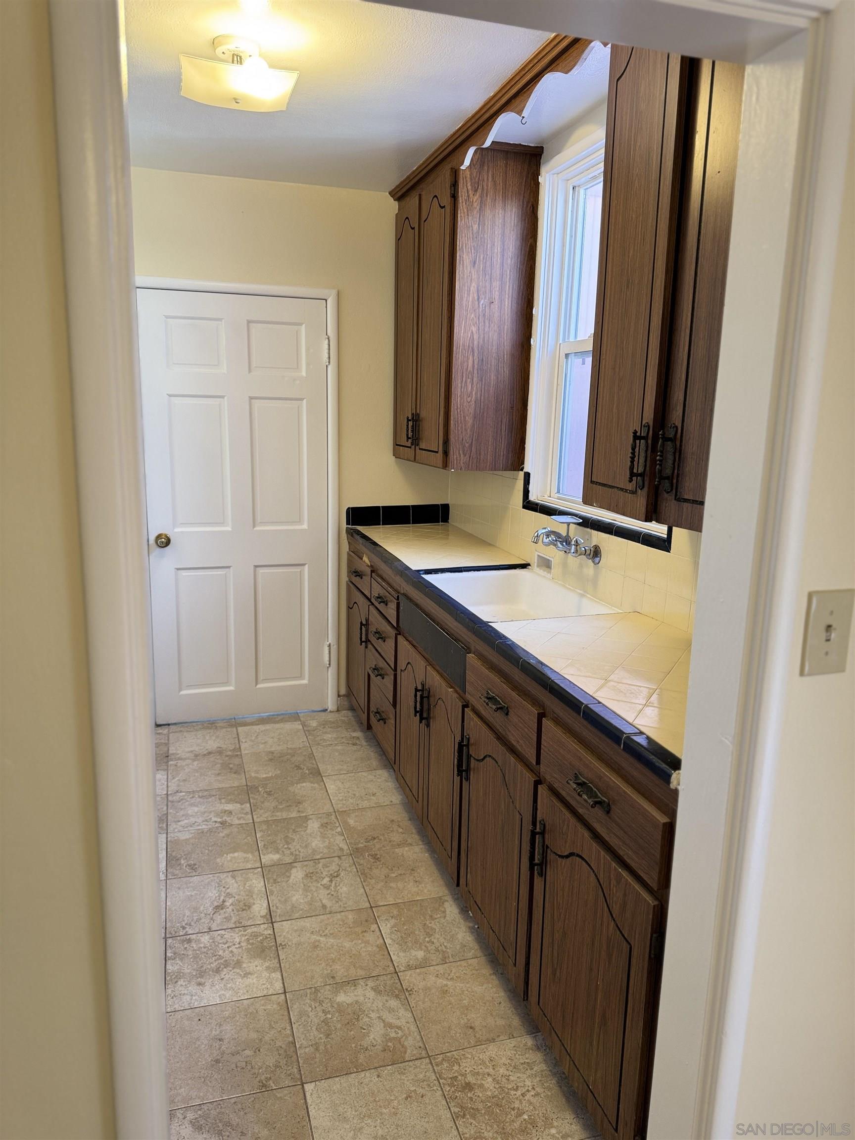 Detail Gallery Image 3 of 21 For 1618  Missouri, San Diego,  CA 92109 - 4 Beds | 2 Baths