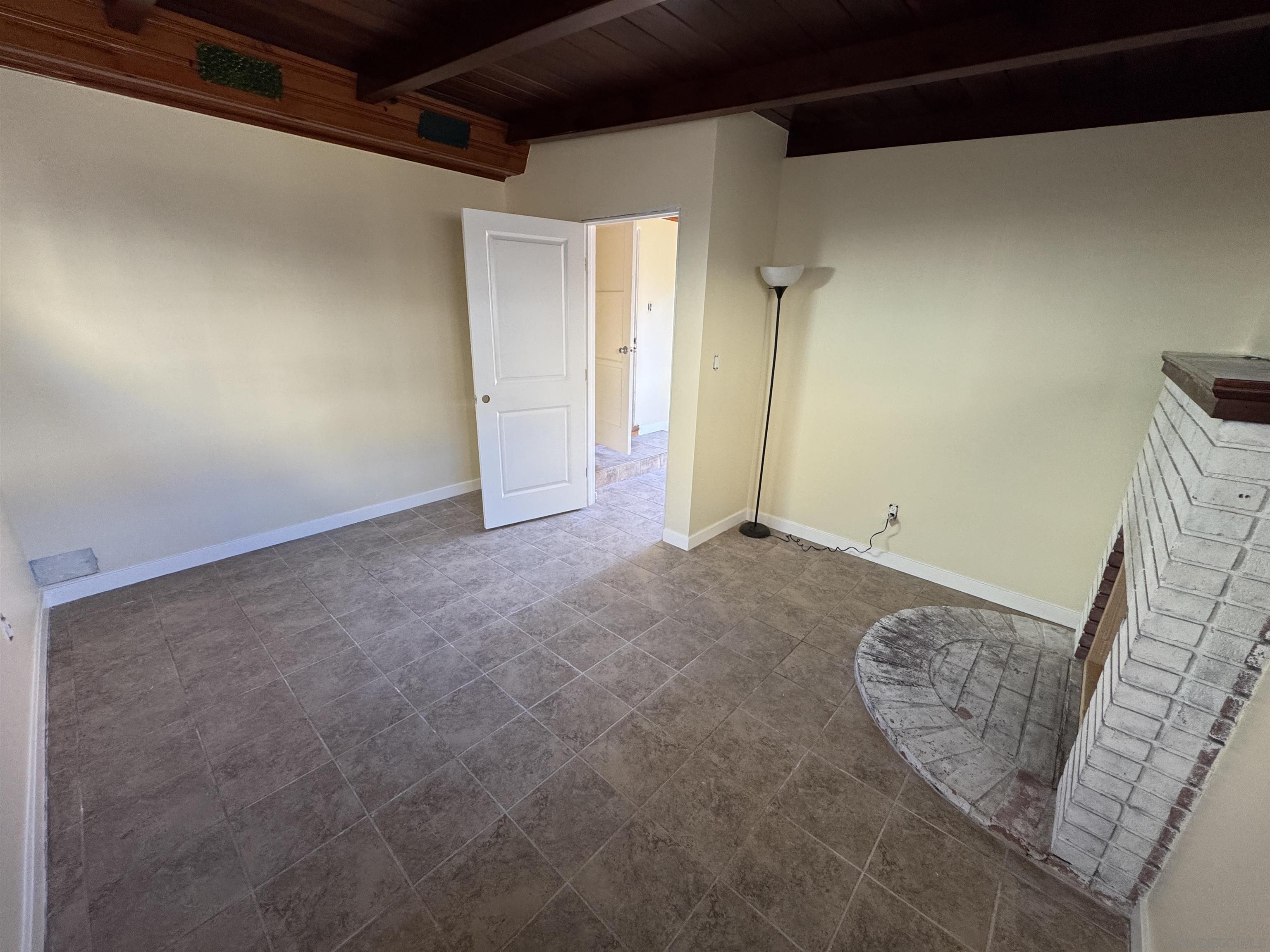 Detail Gallery Image 7 of 21 For 1618  Missouri, San Diego,  CA 92109 - 4 Beds | 2 Baths