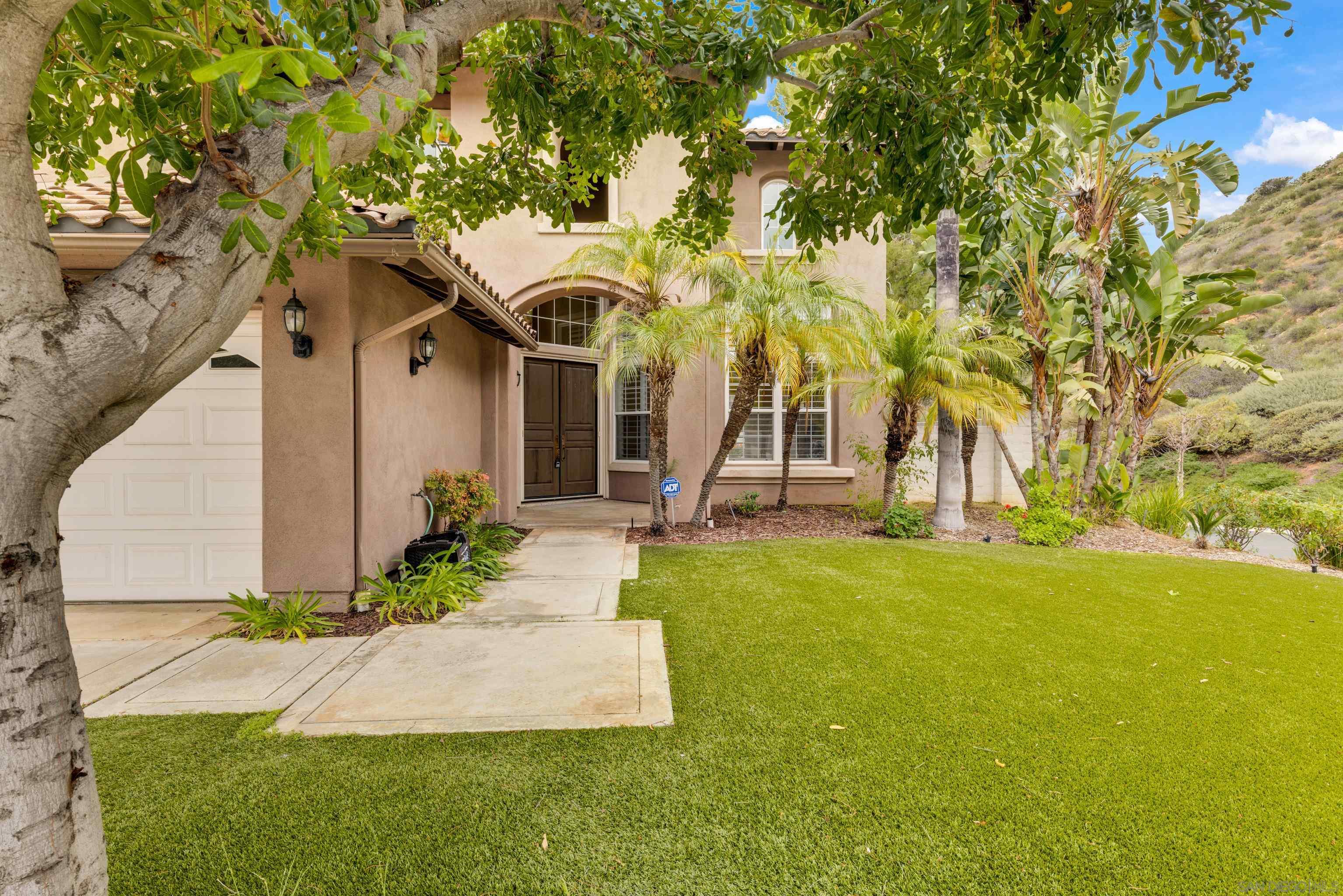 Detail Gallery Image 11 of 75 For 2251  Orchard View Lane, Escondido,  CA 92027 - 5 Beds | 4 Baths