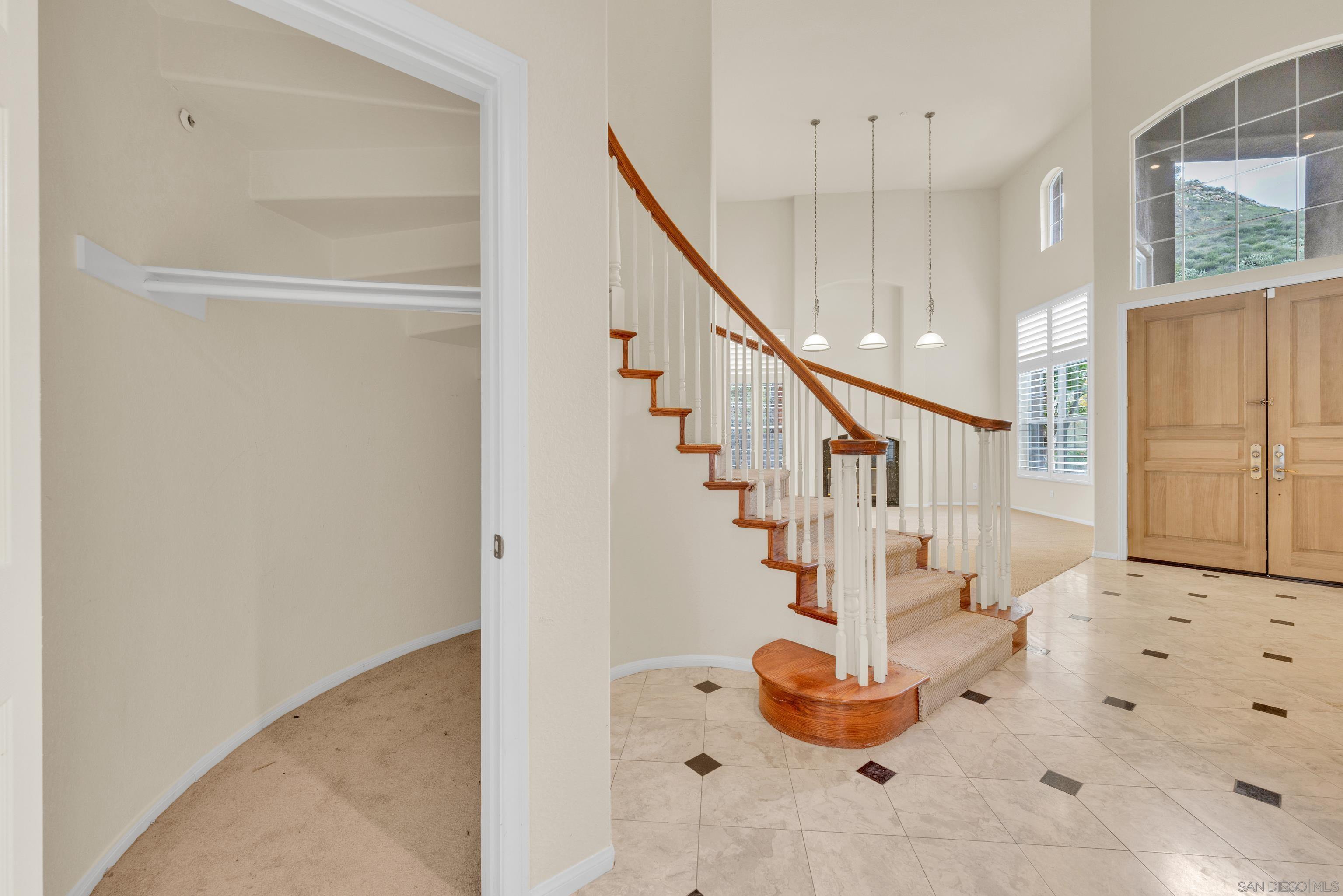 Detail Gallery Image 19 of 75 For 2251  Orchard View Lane, Escondido,  CA 92027 - 5 Beds | 4 Baths