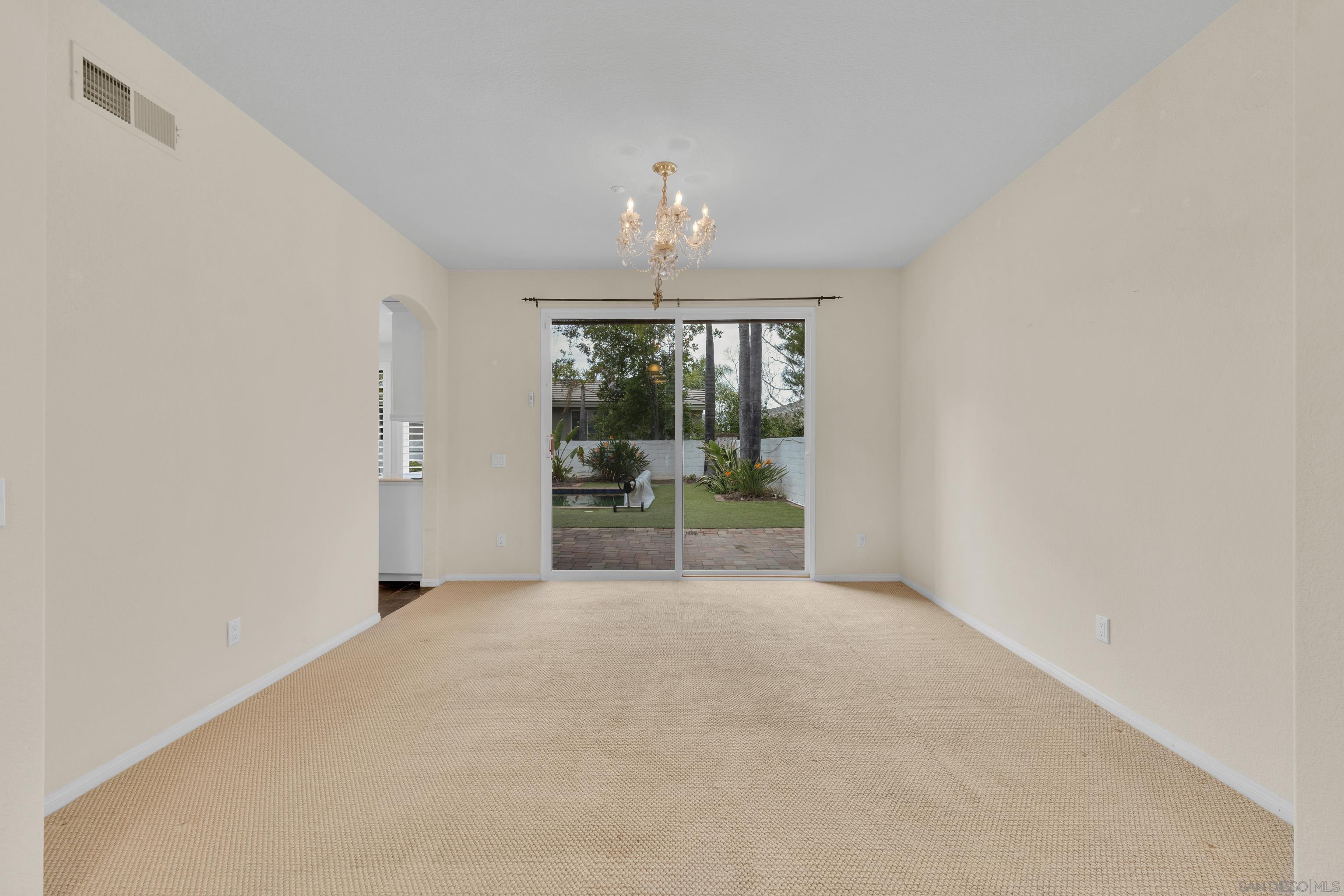 Detail Gallery Image 20 of 75 For 2251  Orchard View Lane, Escondido,  CA 92027 - 5 Beds | 4 Baths