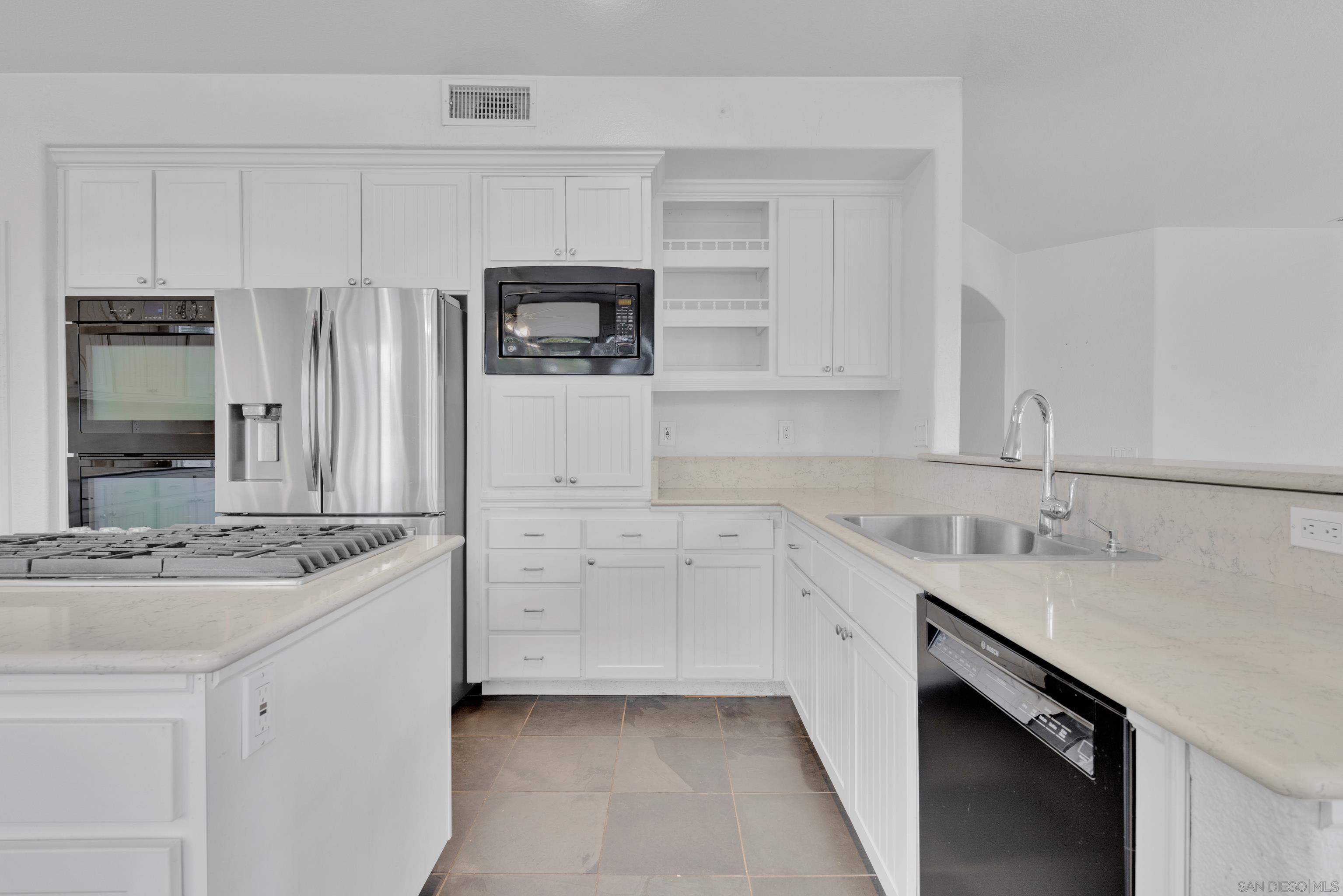 Detail Gallery Image 30 of 75 For 2251  Orchard View Lane, Escondido,  CA 92027 - 5 Beds | 4 Baths