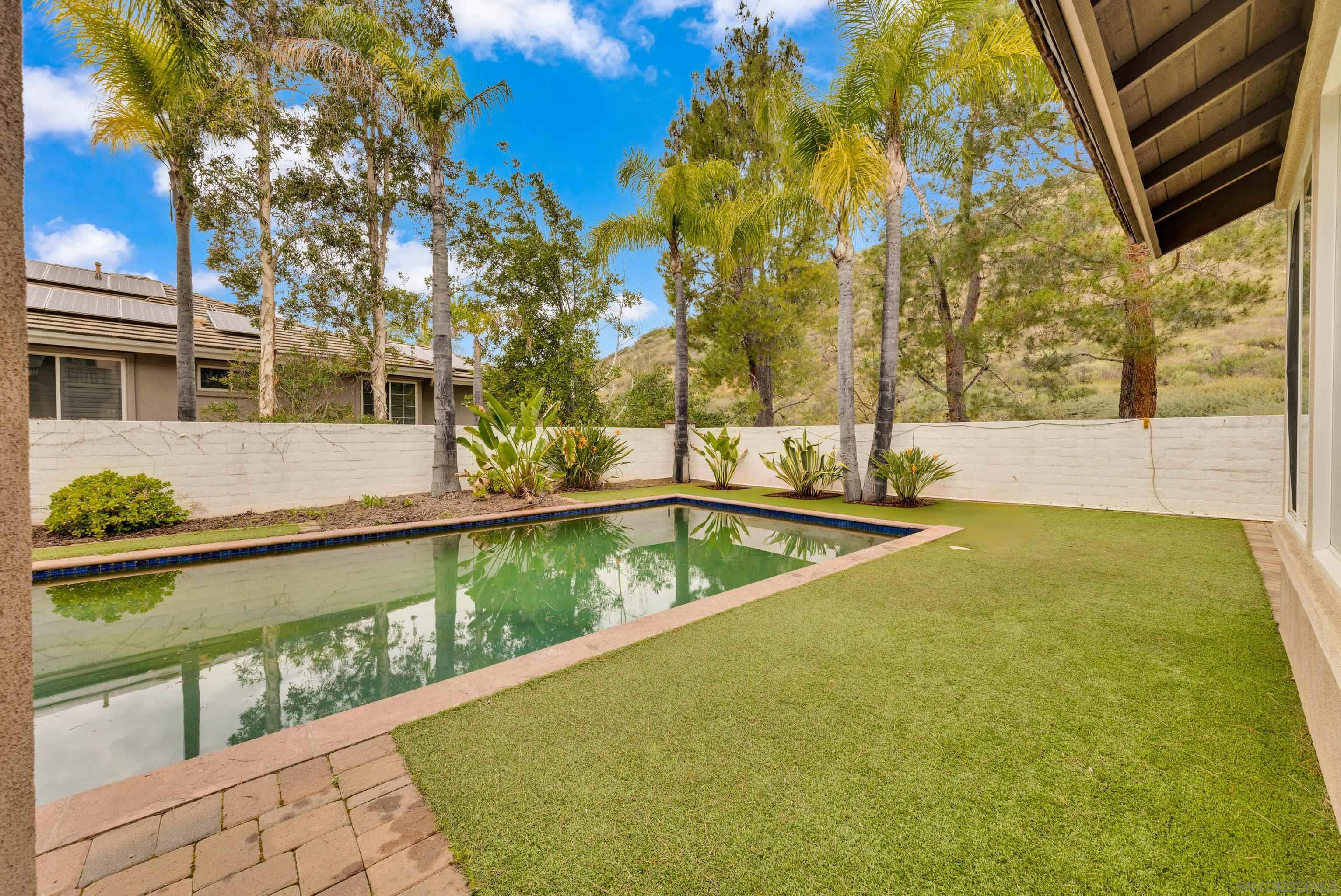 Detail Gallery Image 6 of 75 For 2251  Orchard View Lane, Escondido,  CA 92027 - 5 Beds | 4 Baths