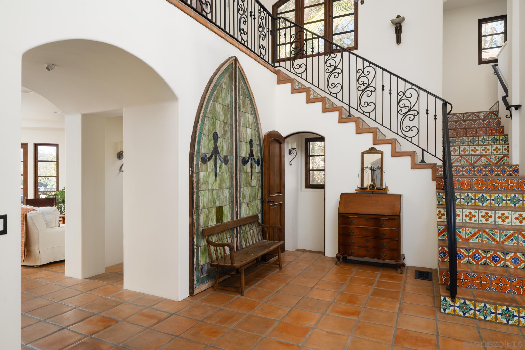 Detail Gallery Image 10 of 52 For 2563  via Pisa, Del Mar,  CA 92014 - 4 Beds | 3/1 Baths