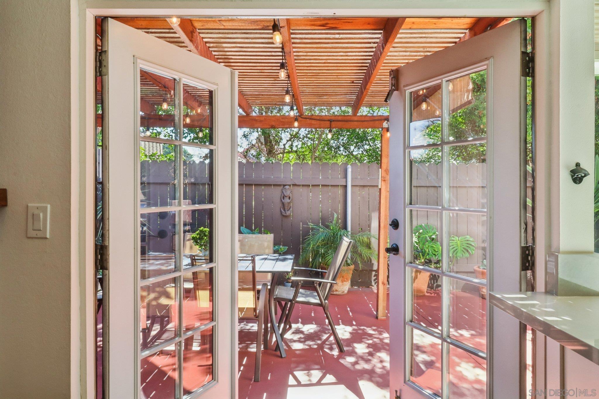 Detail Gallery Image 19 of 72 For 3069  Plaza Natalia, Bonita,  CA 91902 - 4 Beds | 2/1 Baths