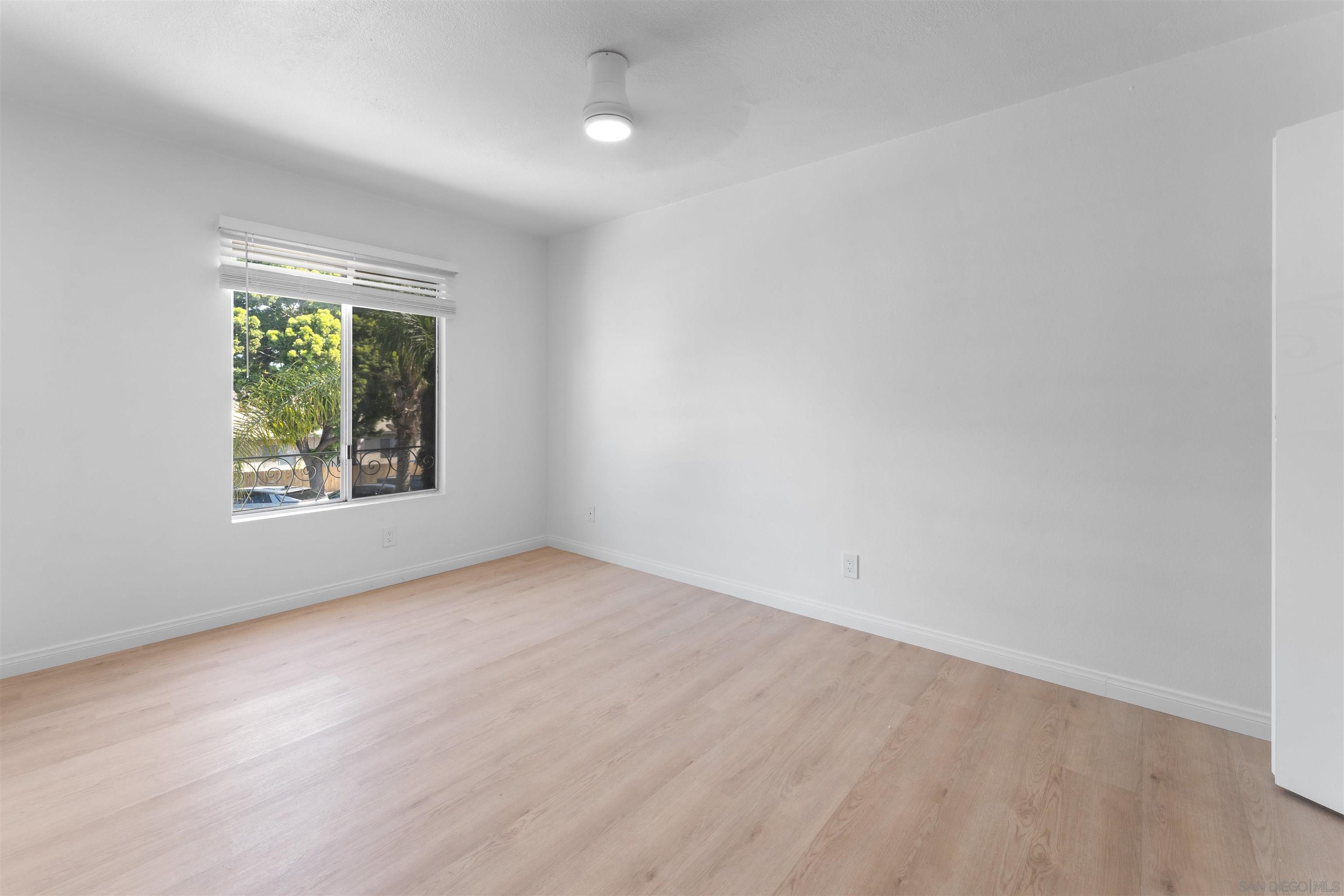 Detail Gallery Image 8 of 17 For 930 B  Avenue  20, National City,  CA 91950 - 2 Beds | 1 Baths