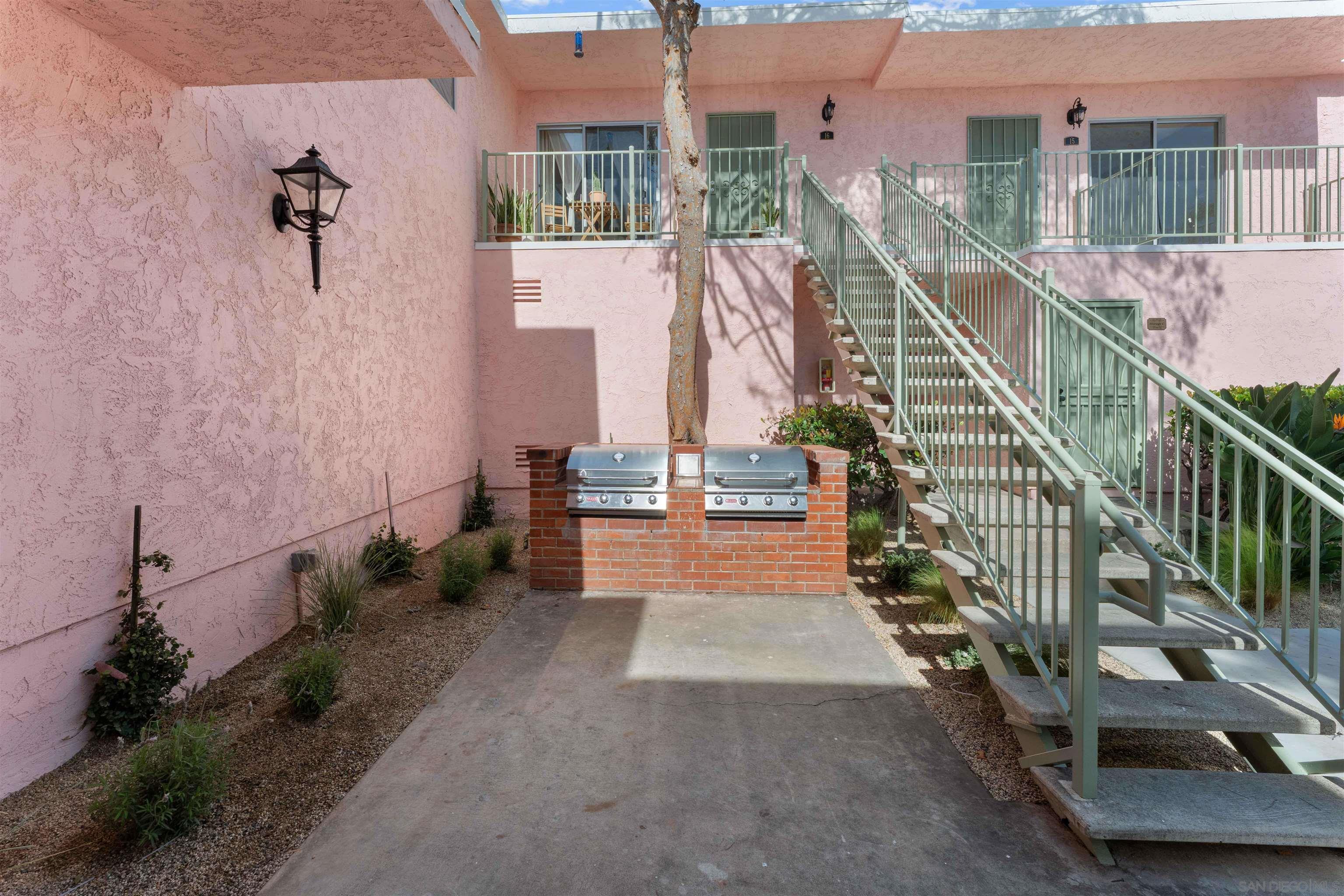 Detail Gallery Image 9 of 15 For 930 B  Avenue  22, National City,  CA 91950 - 1 Beds | 1 Baths