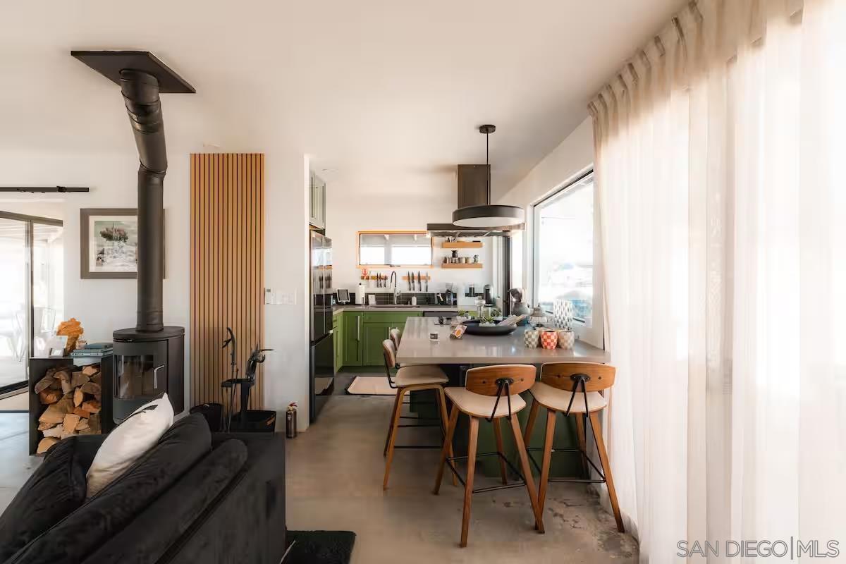 Detail Gallery Image 13 of 52 For 48311  Burns Canyon Rd, Pioneertown,  CA 92268 - 2 Beds | 2 Baths