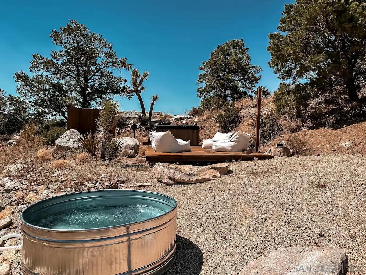 Detail Gallery Image 34 of 52 For 48311  Burns Canyon Rd, Pioneertown,  CA 92268 - 2 Beds | 2 Baths
