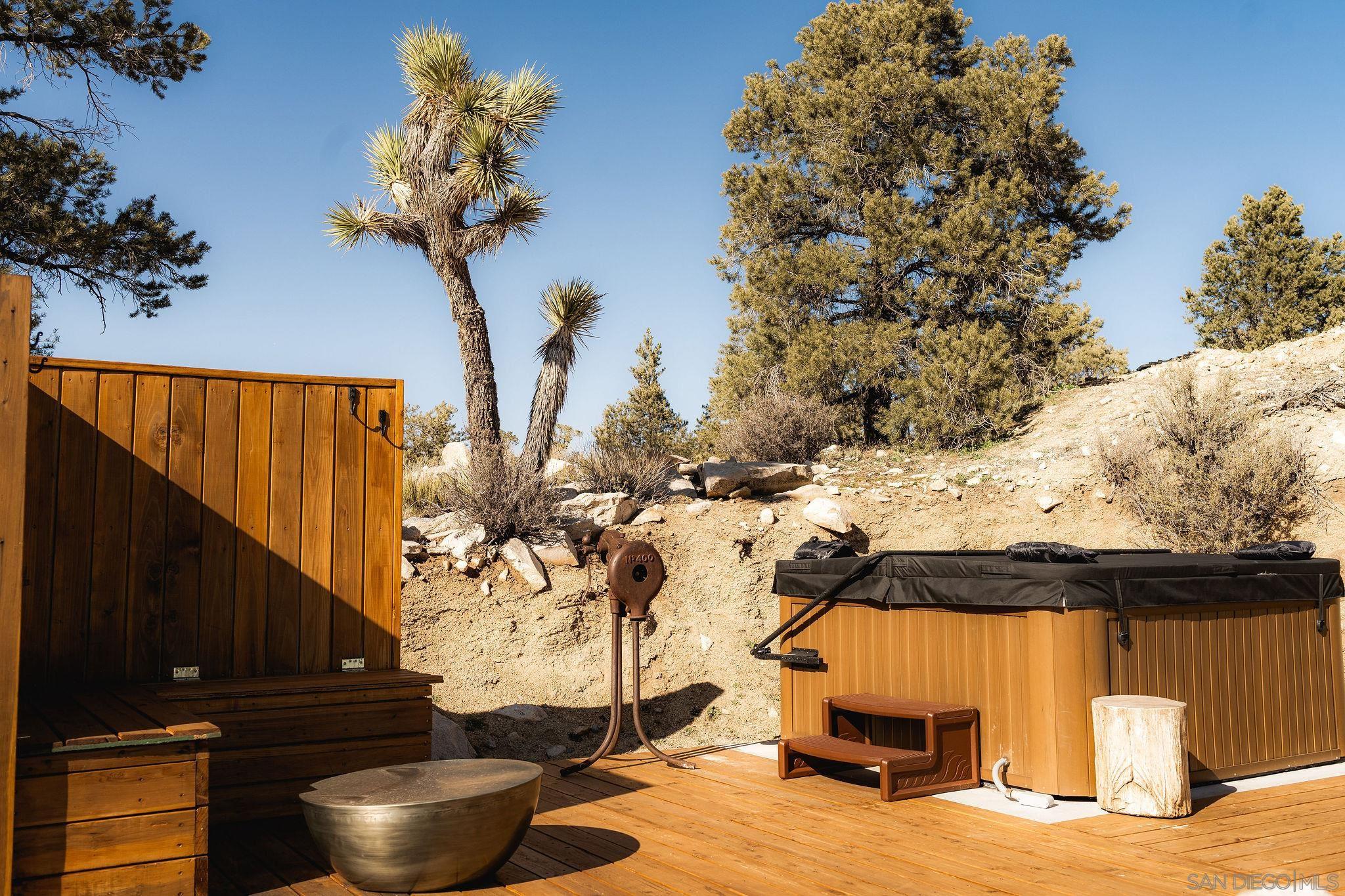 Detail Gallery Image 37 of 52 For 48311  Burns Canyon Rd, Pioneertown,  CA 92268 - 2 Beds | 2 Baths