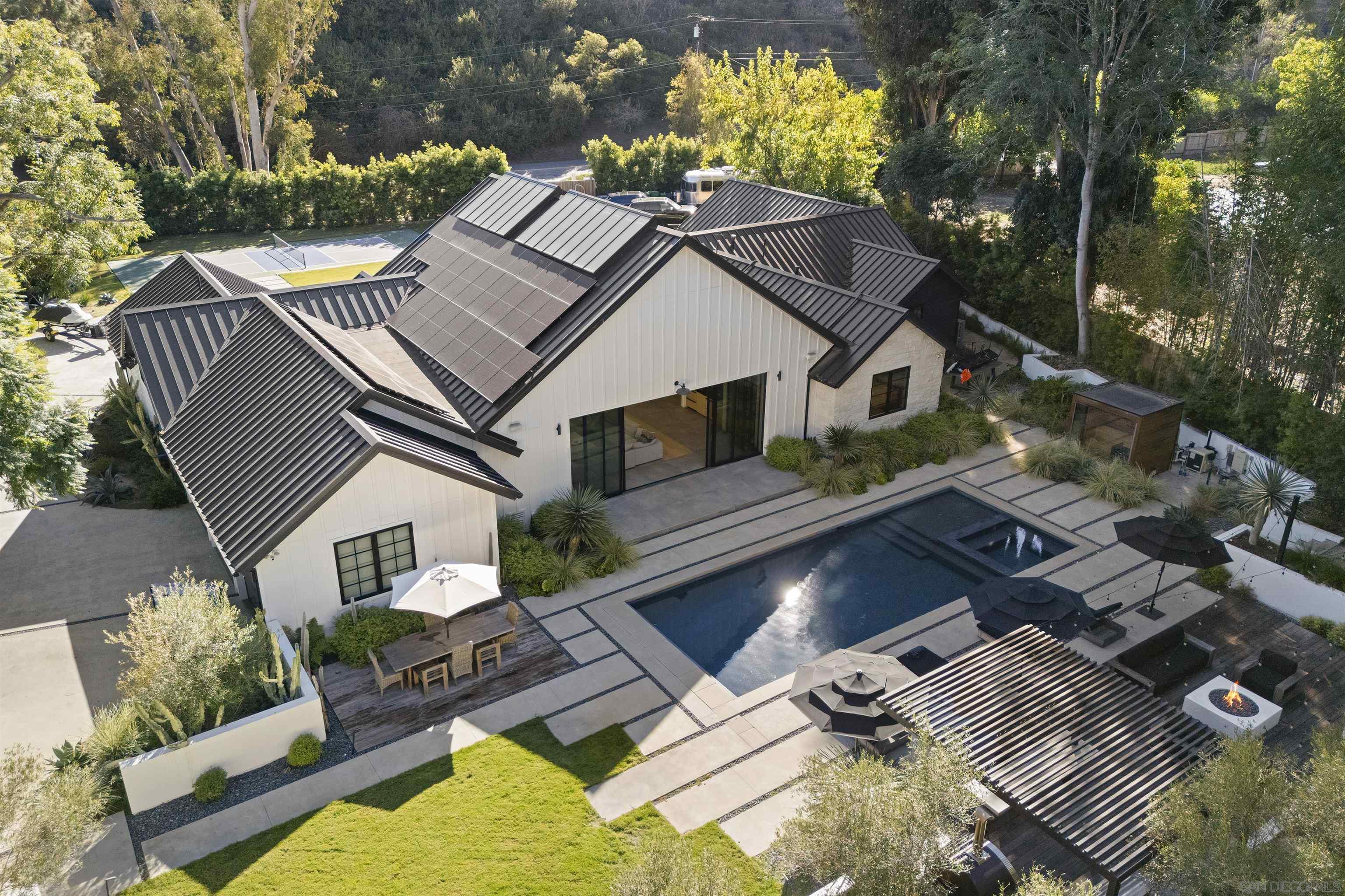 Front Image Thumbnail for SD250043986