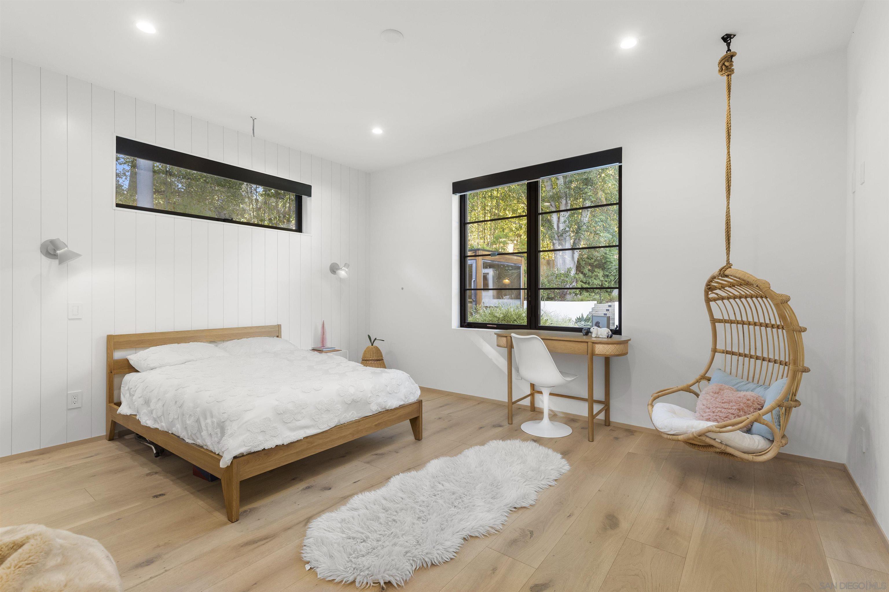 Detail Gallery Image 19 of 42 For 4874  Sun Valley Rd, Del Mar,  CA 92014 - 5 Beds | 5/1 Baths