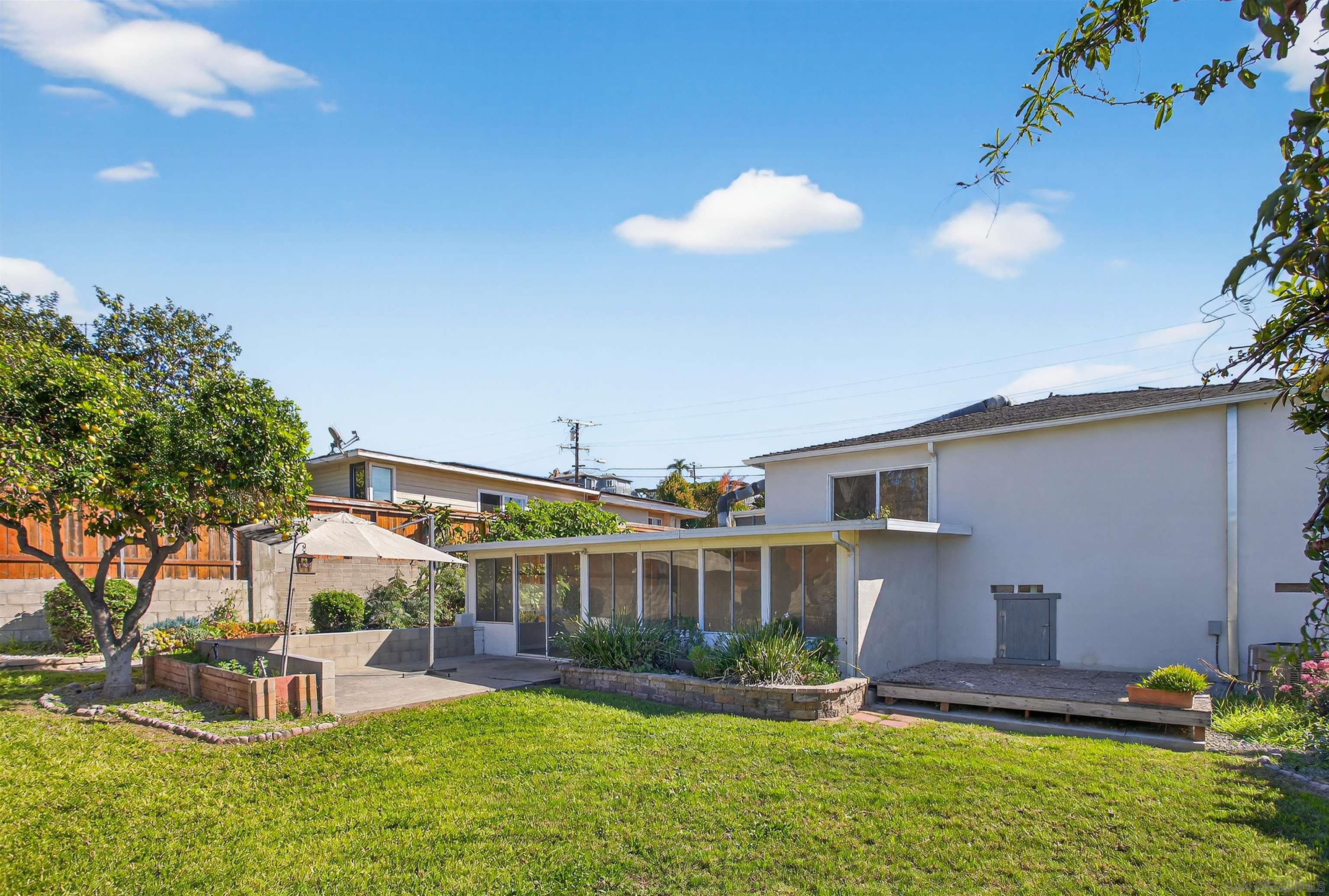 Detail Gallery Image 33 of 37 For 5442  San Onofre Ter, San Diego,  CA 92114 - 4 Beds | 3 Baths