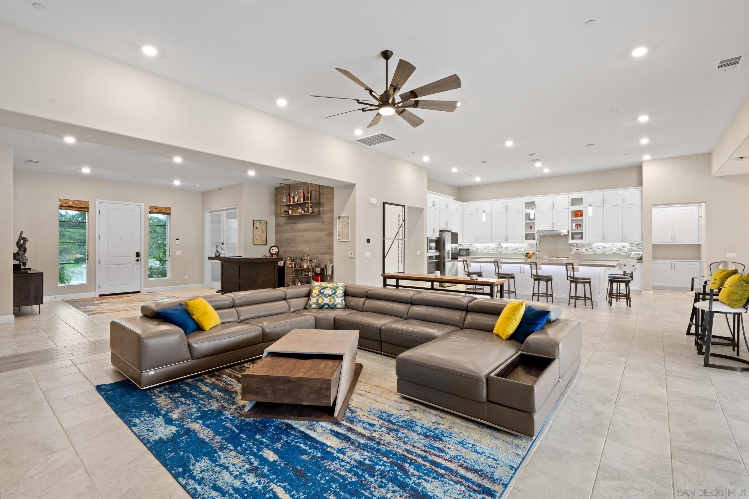 Detail Gallery Image 6 of 58 For 21992  Wilgen Rd, Escondido,  CA 92029 - 5 Beds | 4/1 Baths