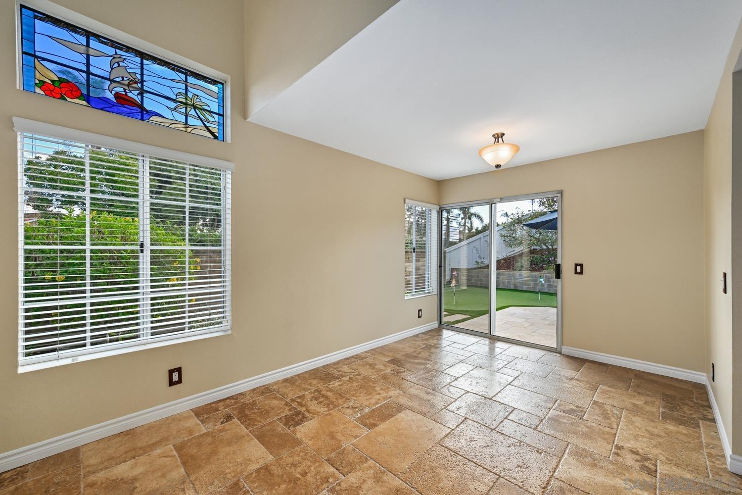 Detail Gallery Image 21 of 43 For 2198  Redwood Crst, Vista,  CA 92081 - 4 Beds | 2/1 Baths